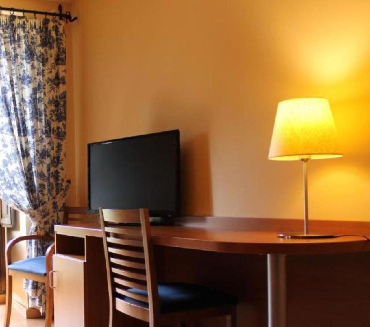 Twin Room,1742671188:JPEG