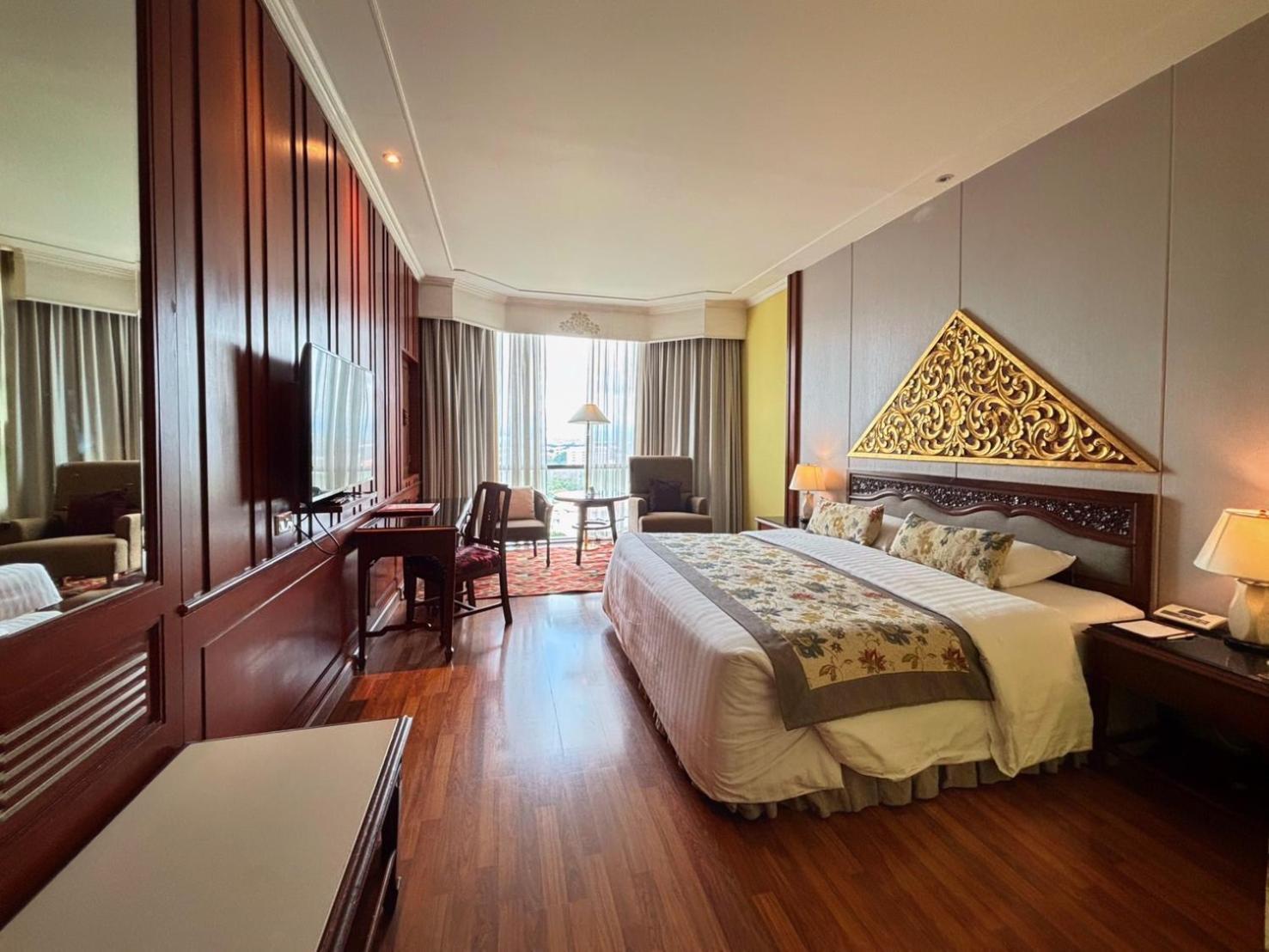 Executive Double or Twin Room