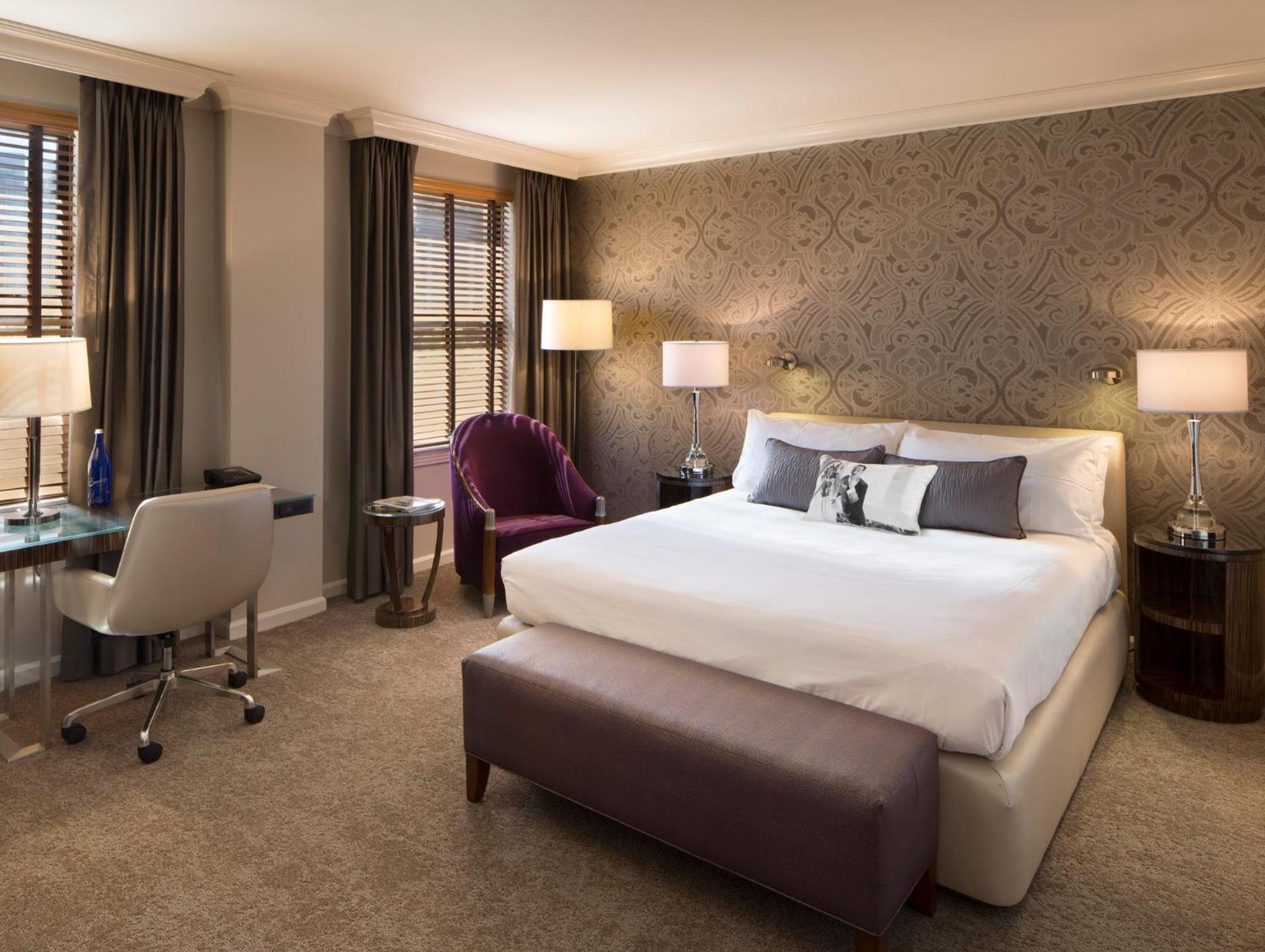 Standard King Room