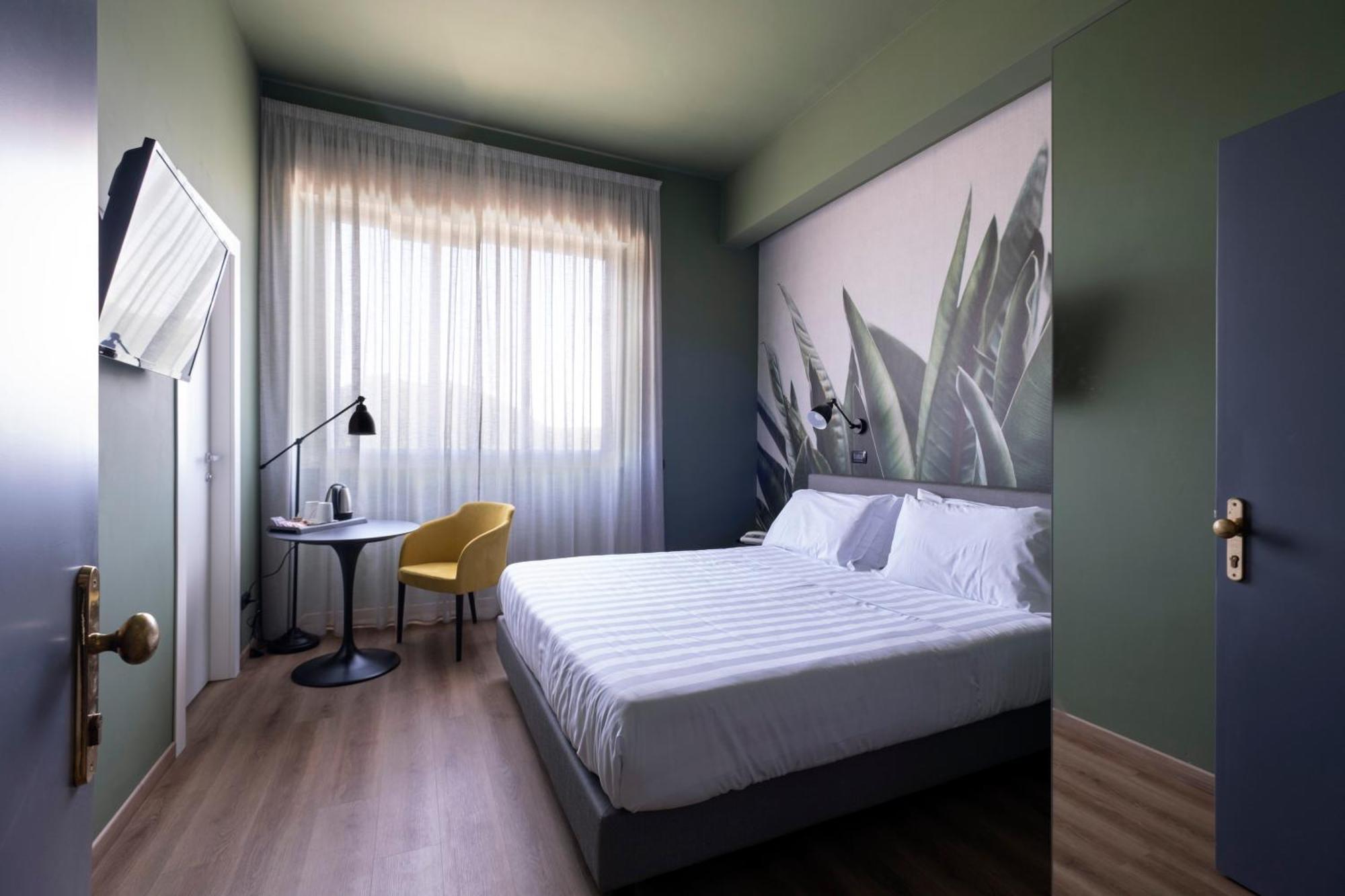 Double Room Lake View