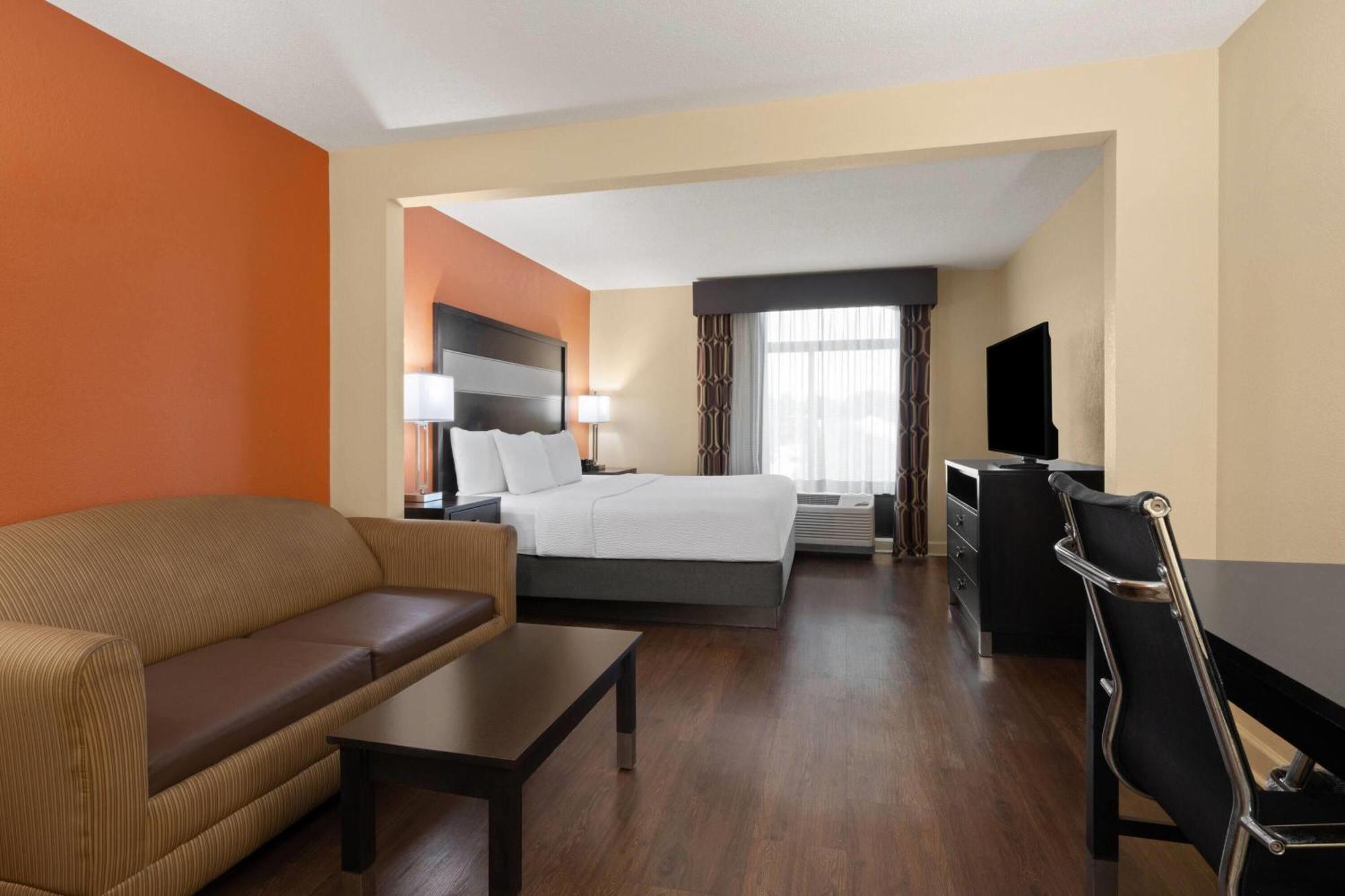 Queen Room Two Queen Beds