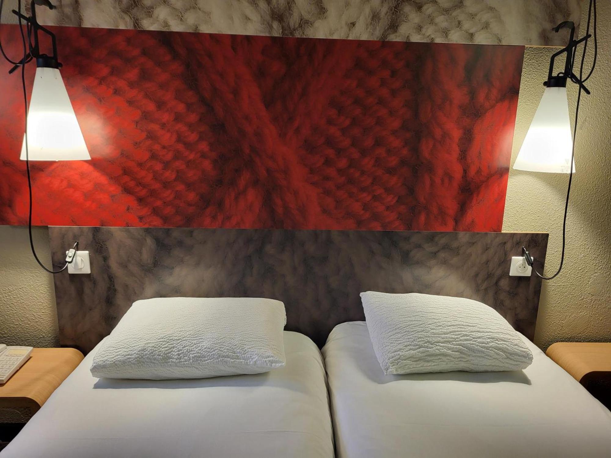 Standard Twin Room,1742677885:JPEG