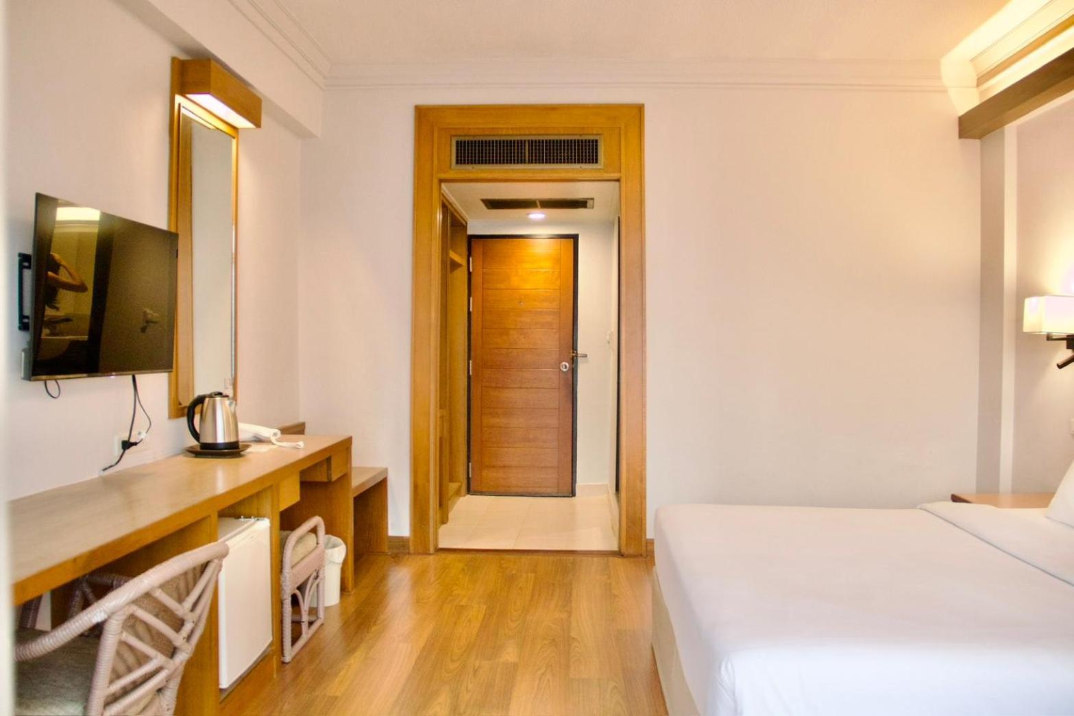 Deluxe Double or Twin Room Balcony