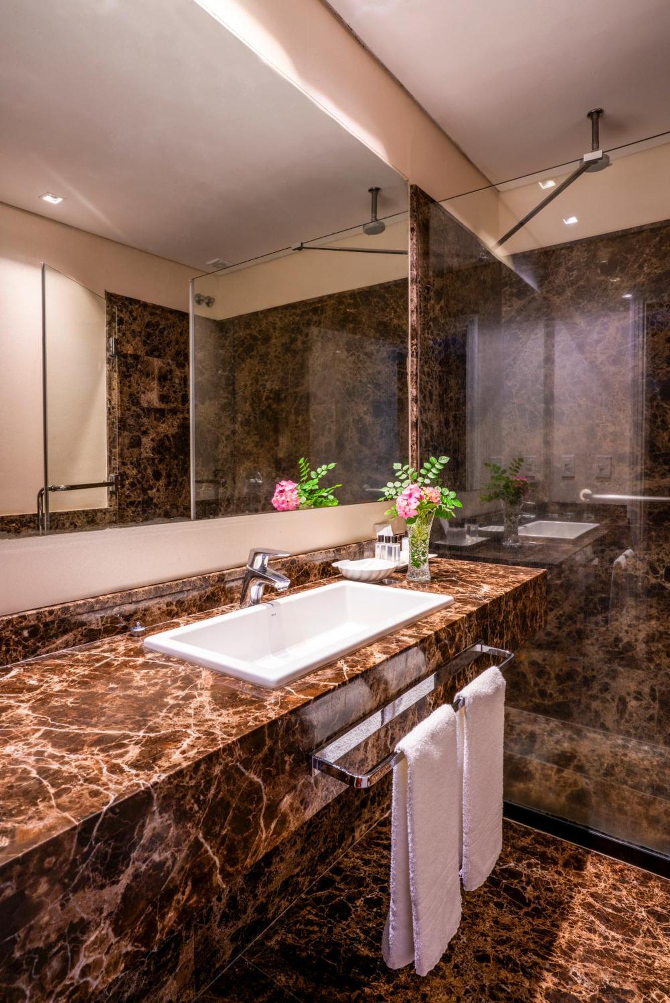 Executive Double Room Hot Tub