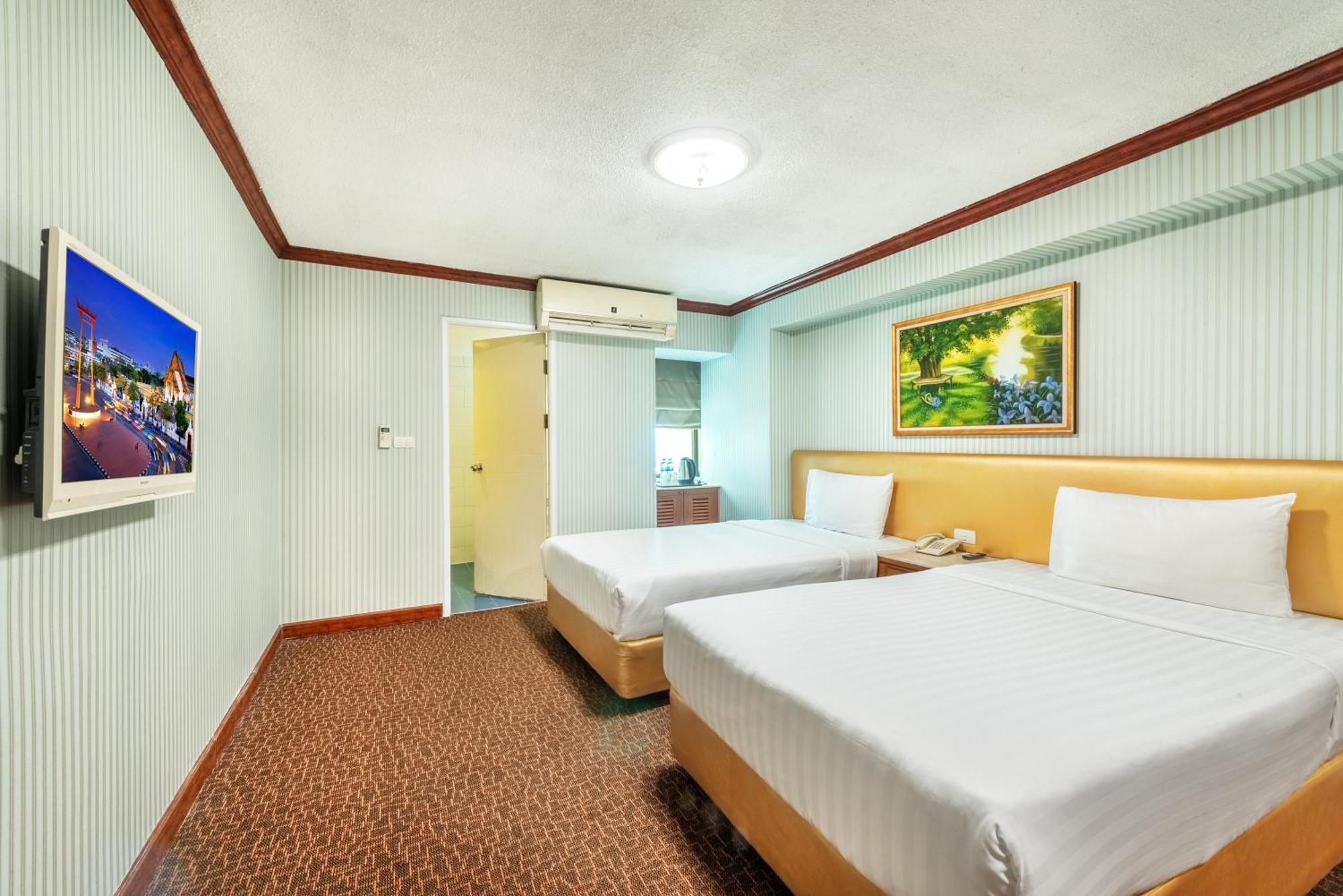 Superior Deluxe Double or Twin Room