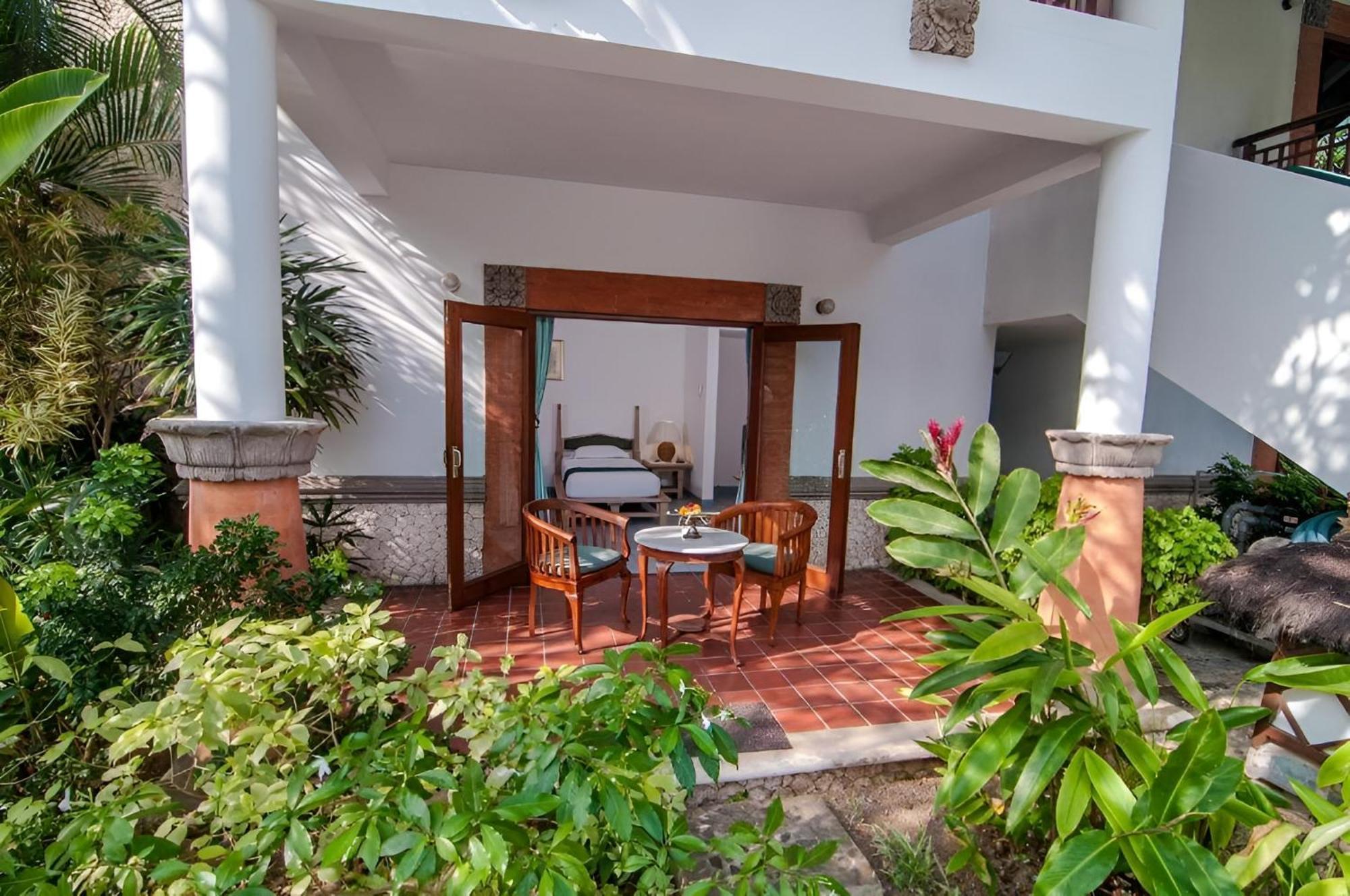 Deluxe Double or Twin Room Garden View