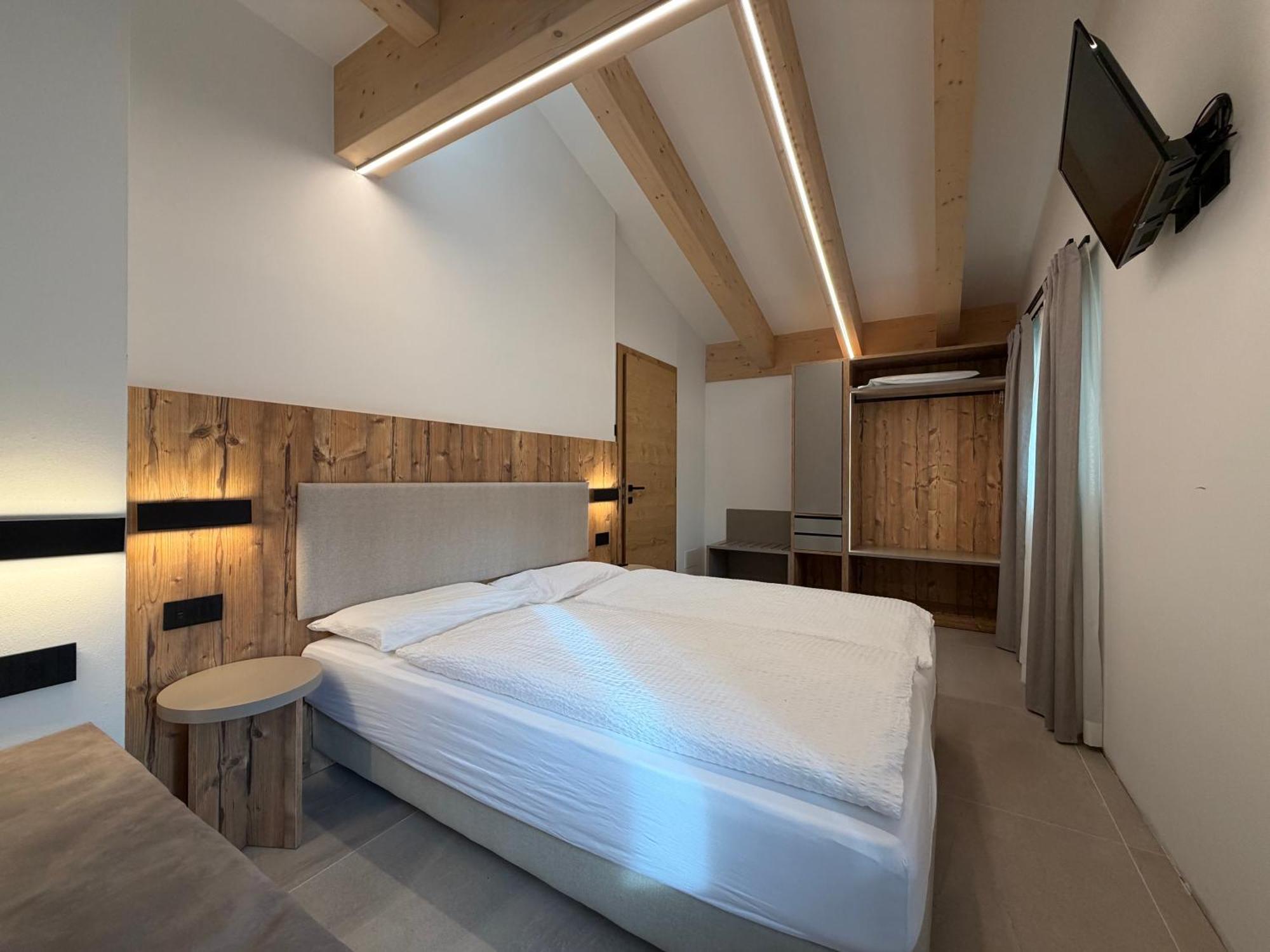 One-Bedroom Apartment Terrace