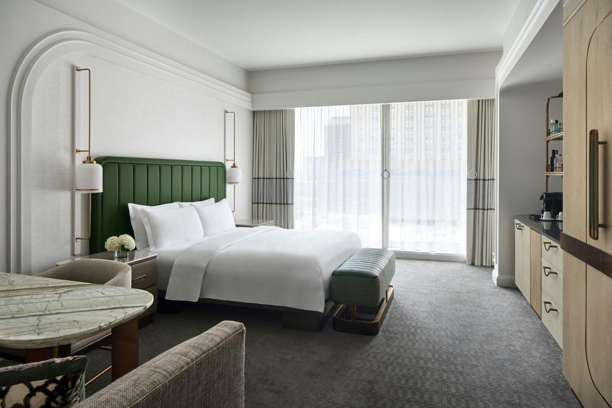 Deluxe Guest room 1 King