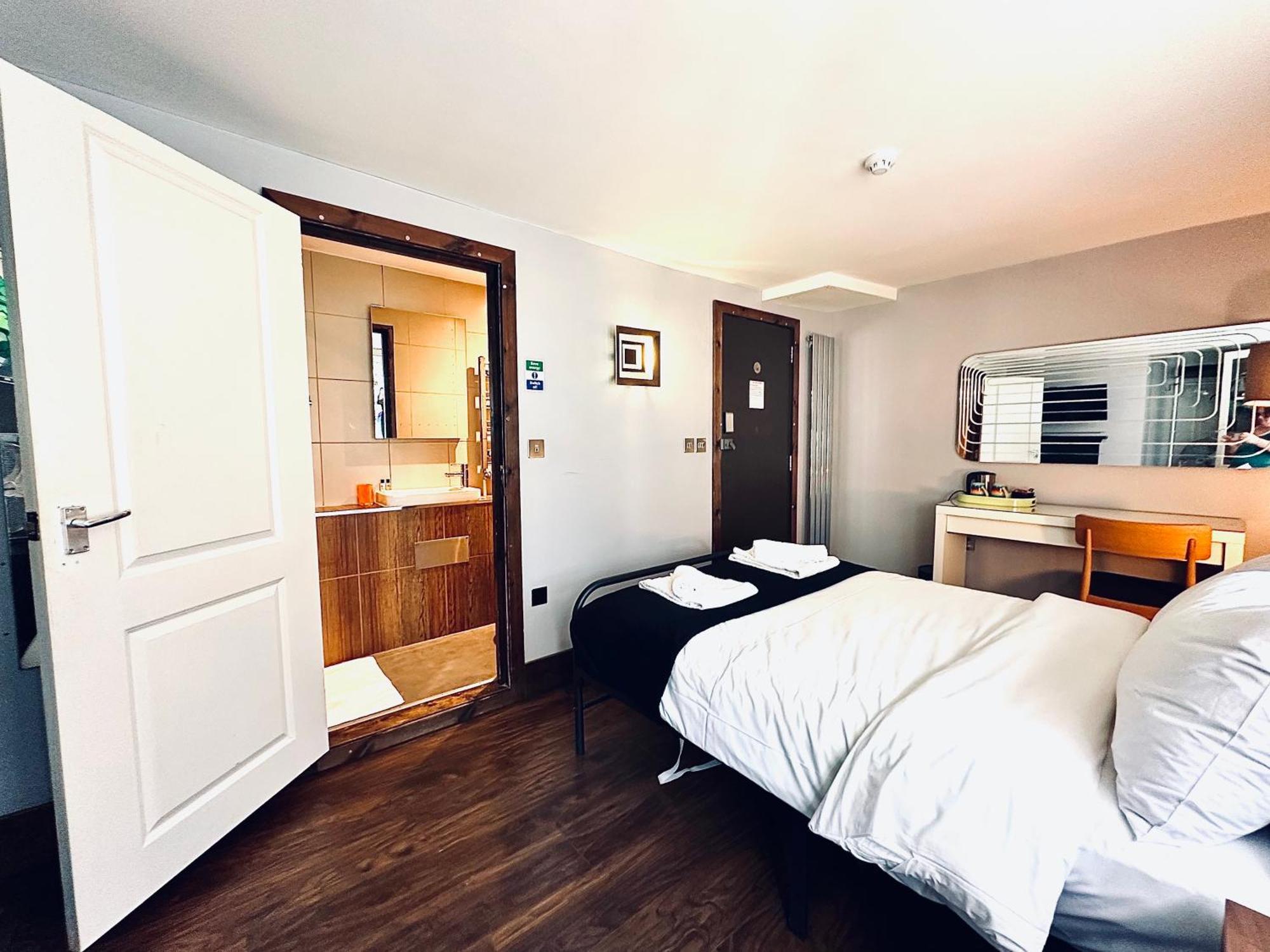 Deluxe Double Room Balcony