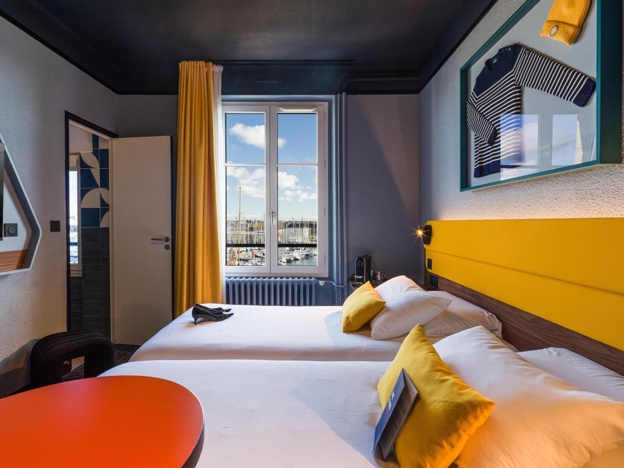 Twin Room Harbour View