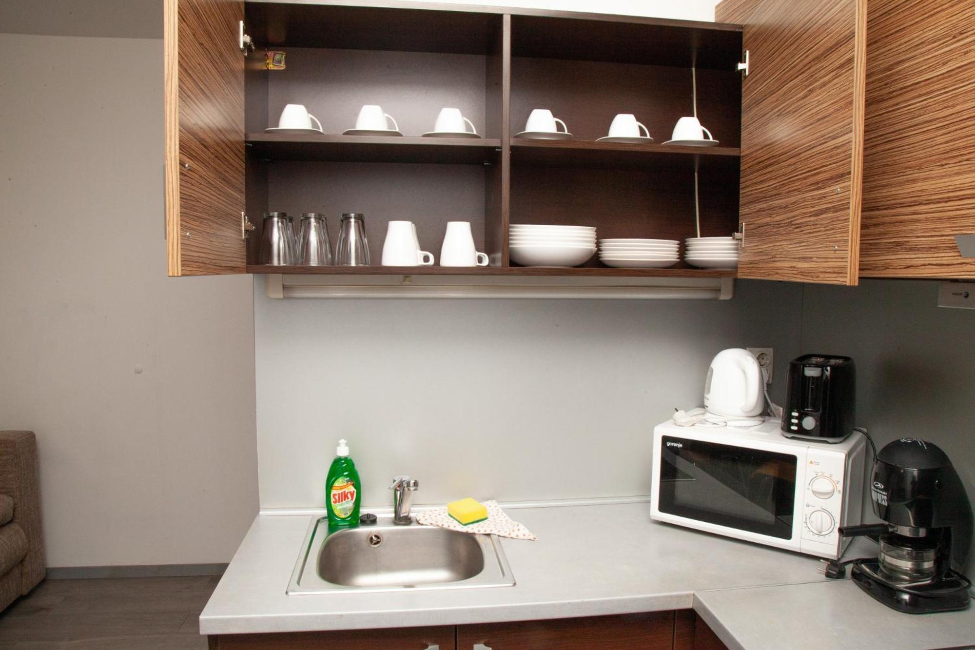 Deluxe Two-Bedroom Apartment,1742718535:JPEG
