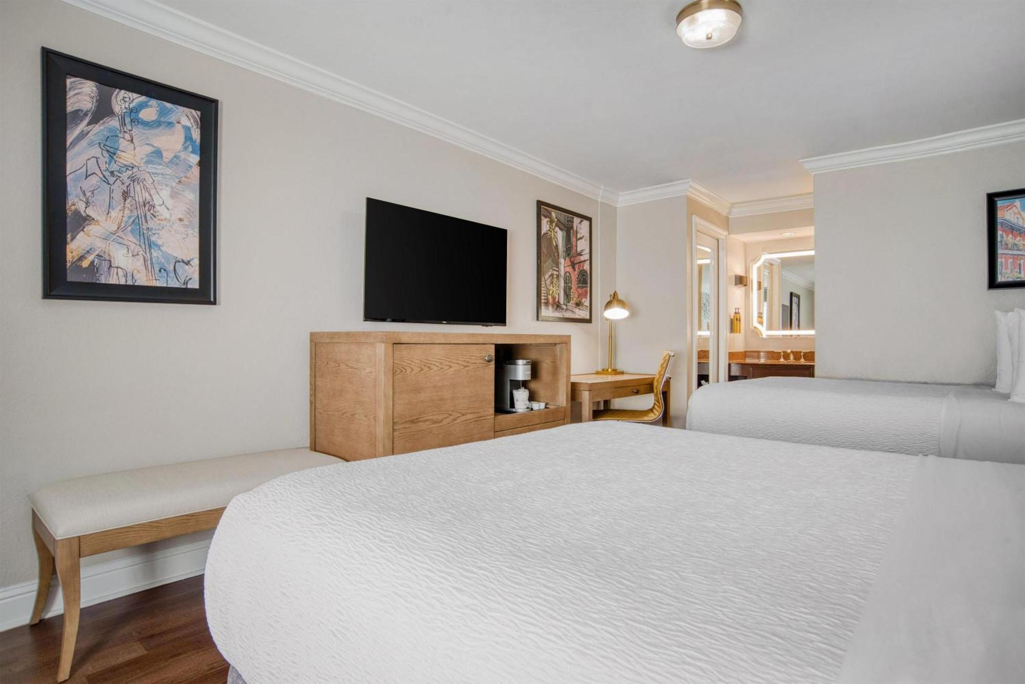 Double Room with Courtyard View