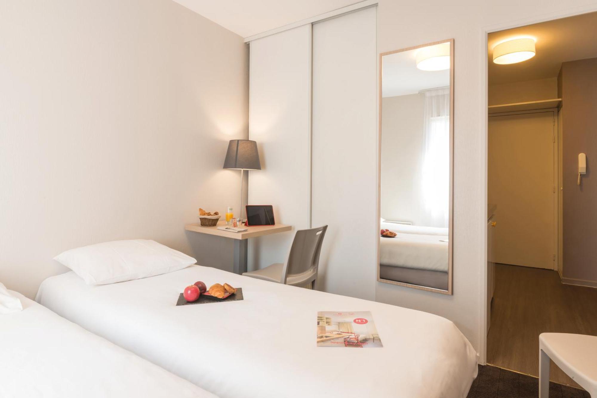 Twin Studio,1742717738:JPEG