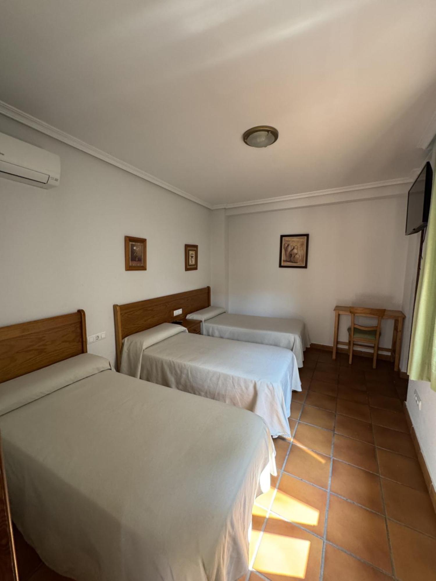 Double or Twin Room Extra Bed,1742720551:JPEG