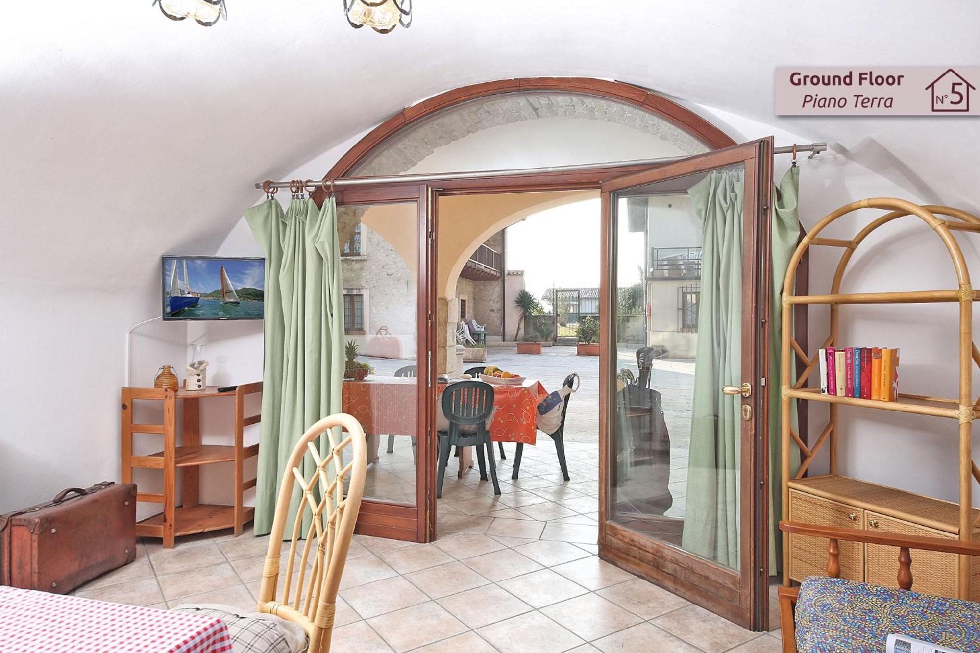 Three-Bedroom Apartment,1742721851:JPEG