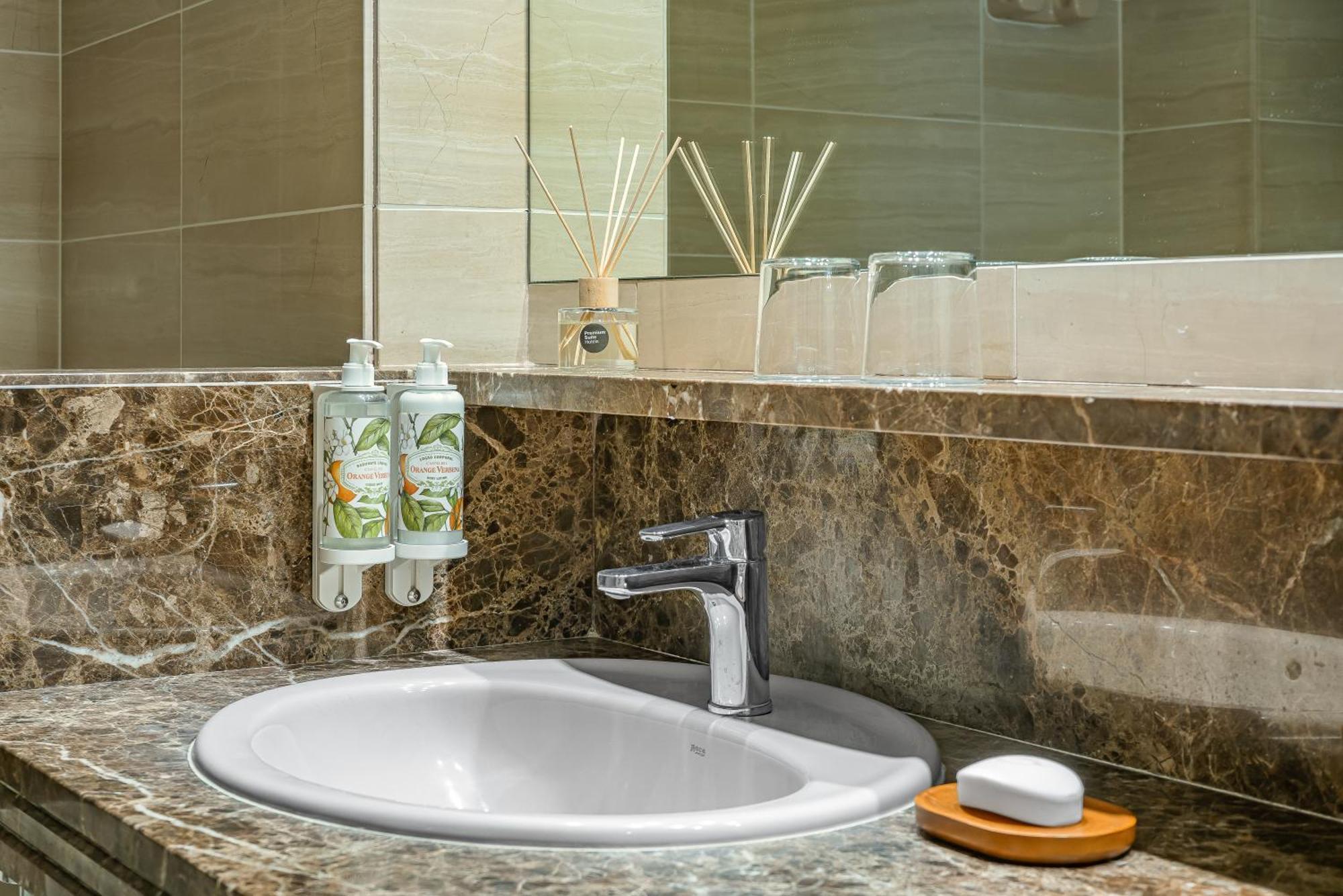 Superior Suite Kitchenette