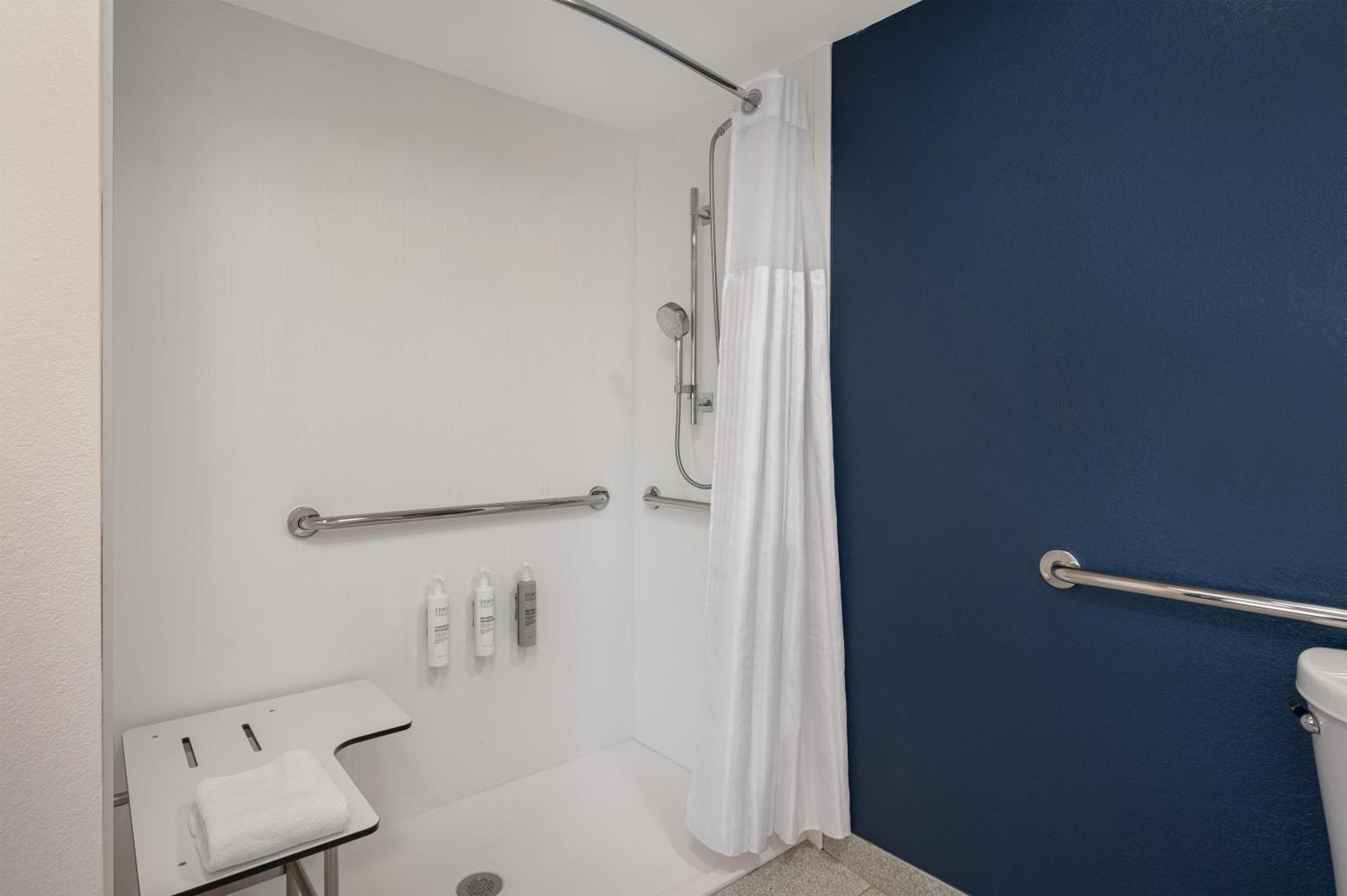 Queen Room Roll Shower Disability Access