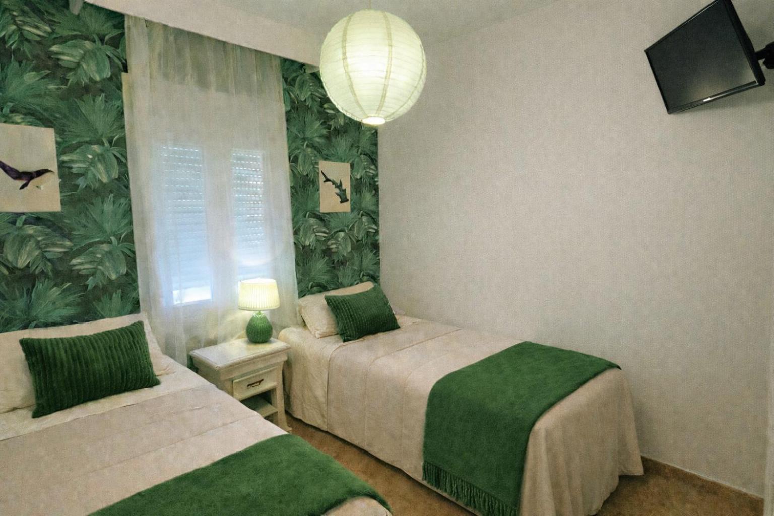 Family Room,1742730123:JPEG