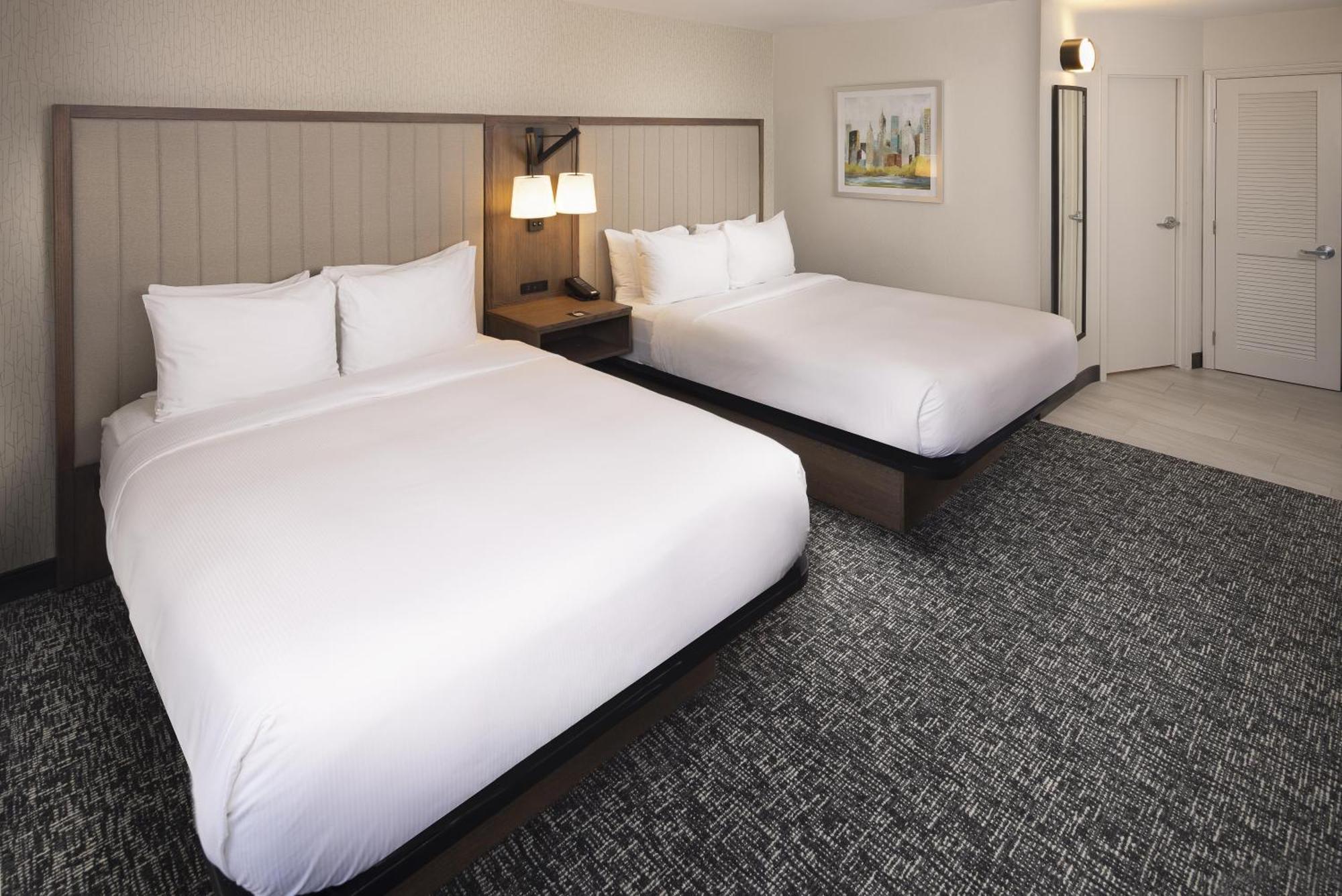 Queen Room Two Queen Beds