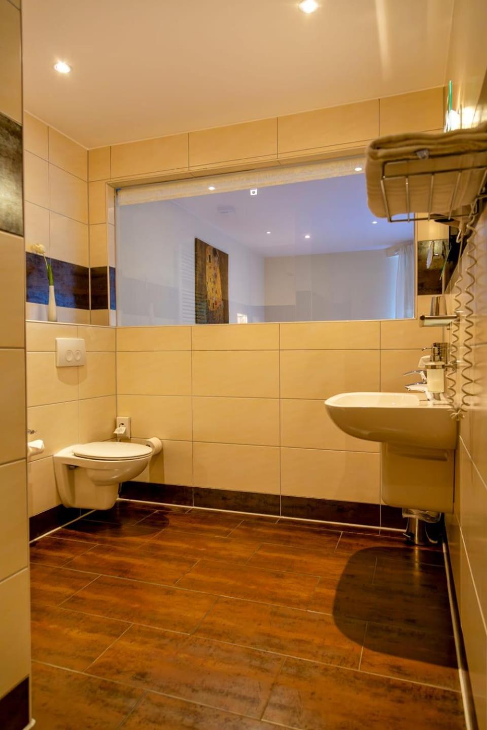 Double Room access to the wellness area