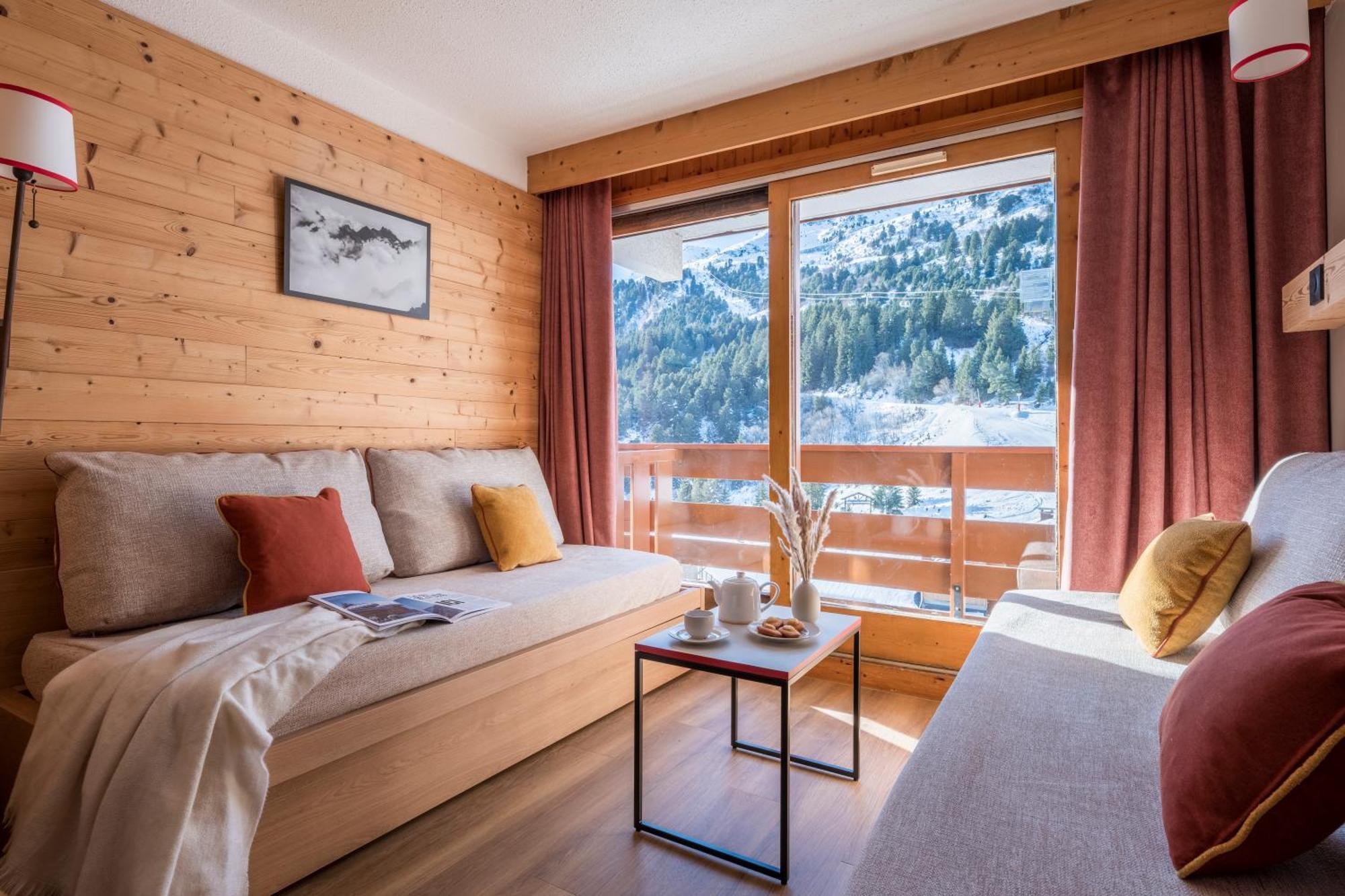 Superior One-Bedoom Apartment