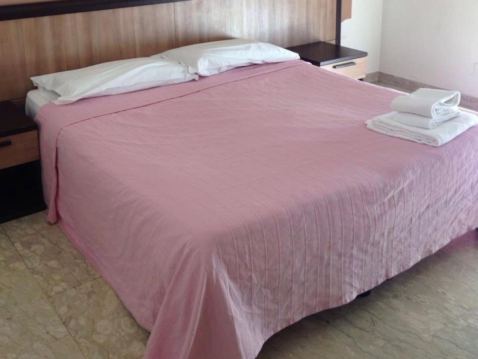 Double Room Shared Toilet
