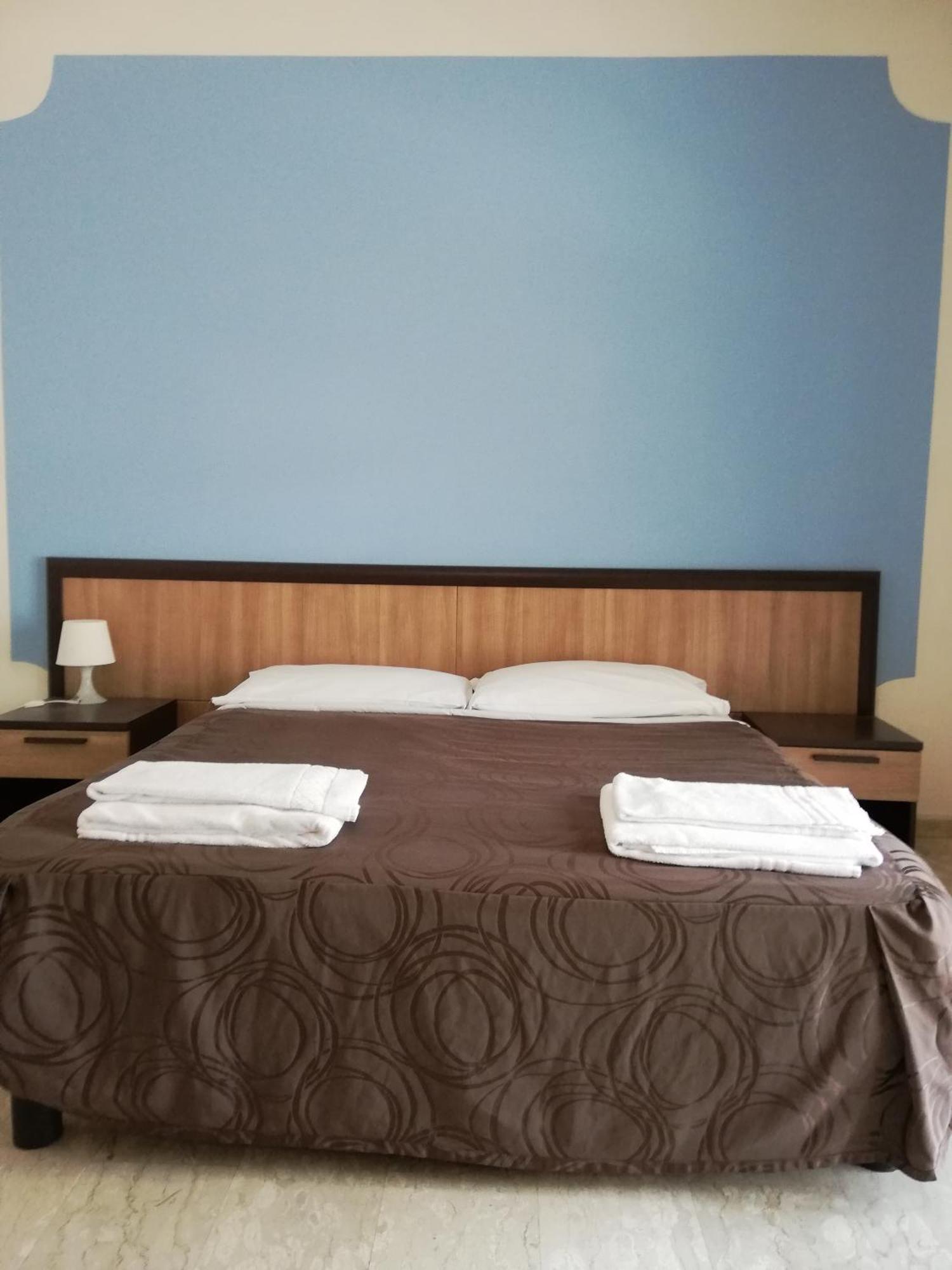 Double Room Private Bathroom