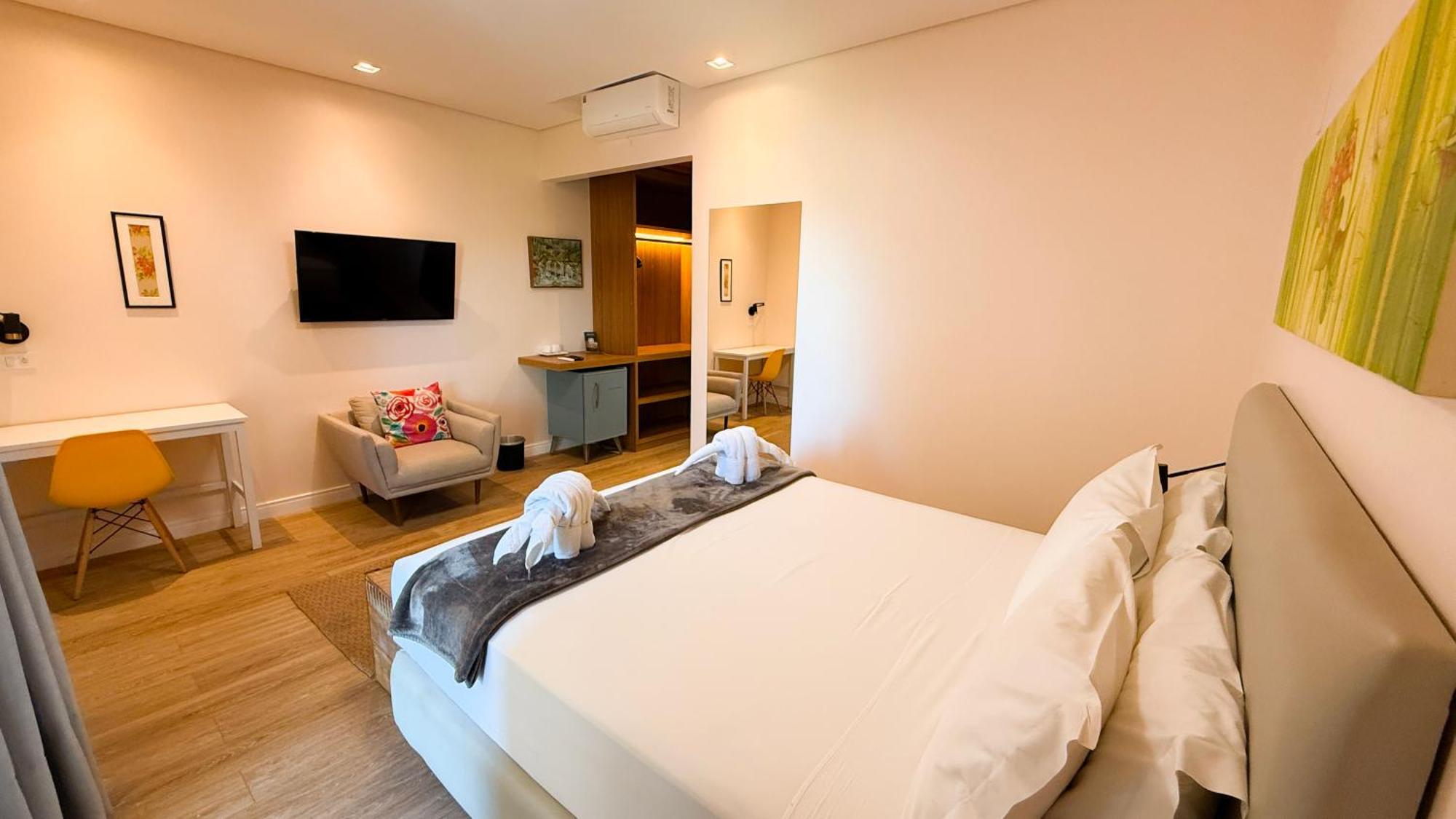 Superior Double Room,1742748083:JPEG