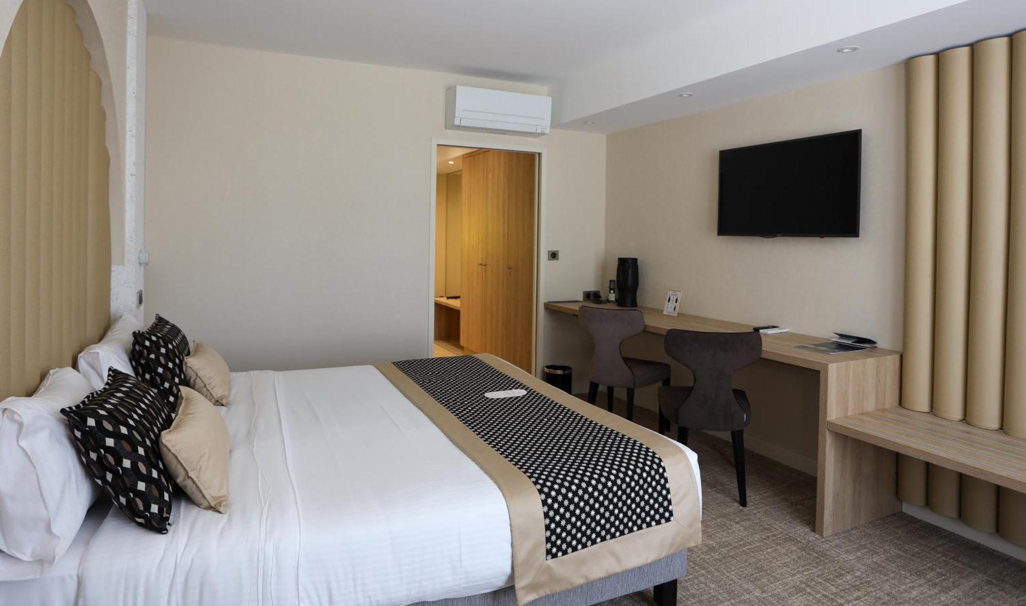 Junior Suite,1742750512:JPEG
