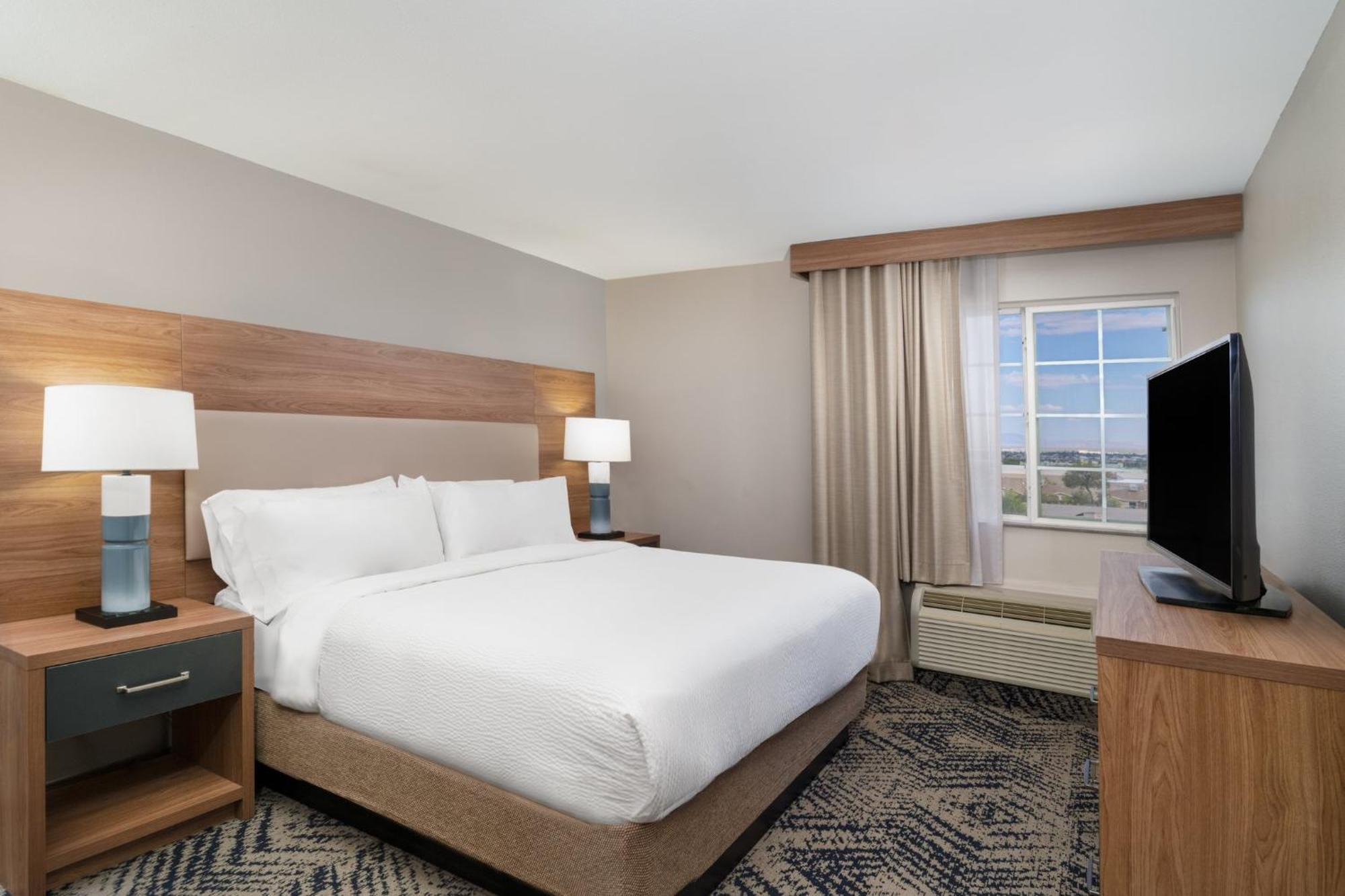 One-Bedroom Suite
