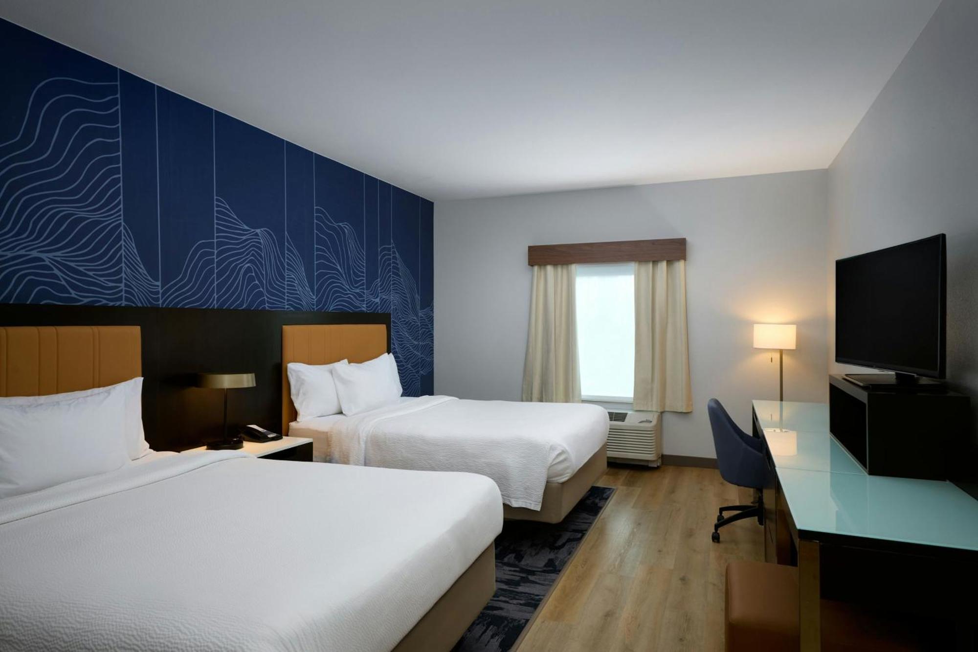 Queen Room Two Queen Beds