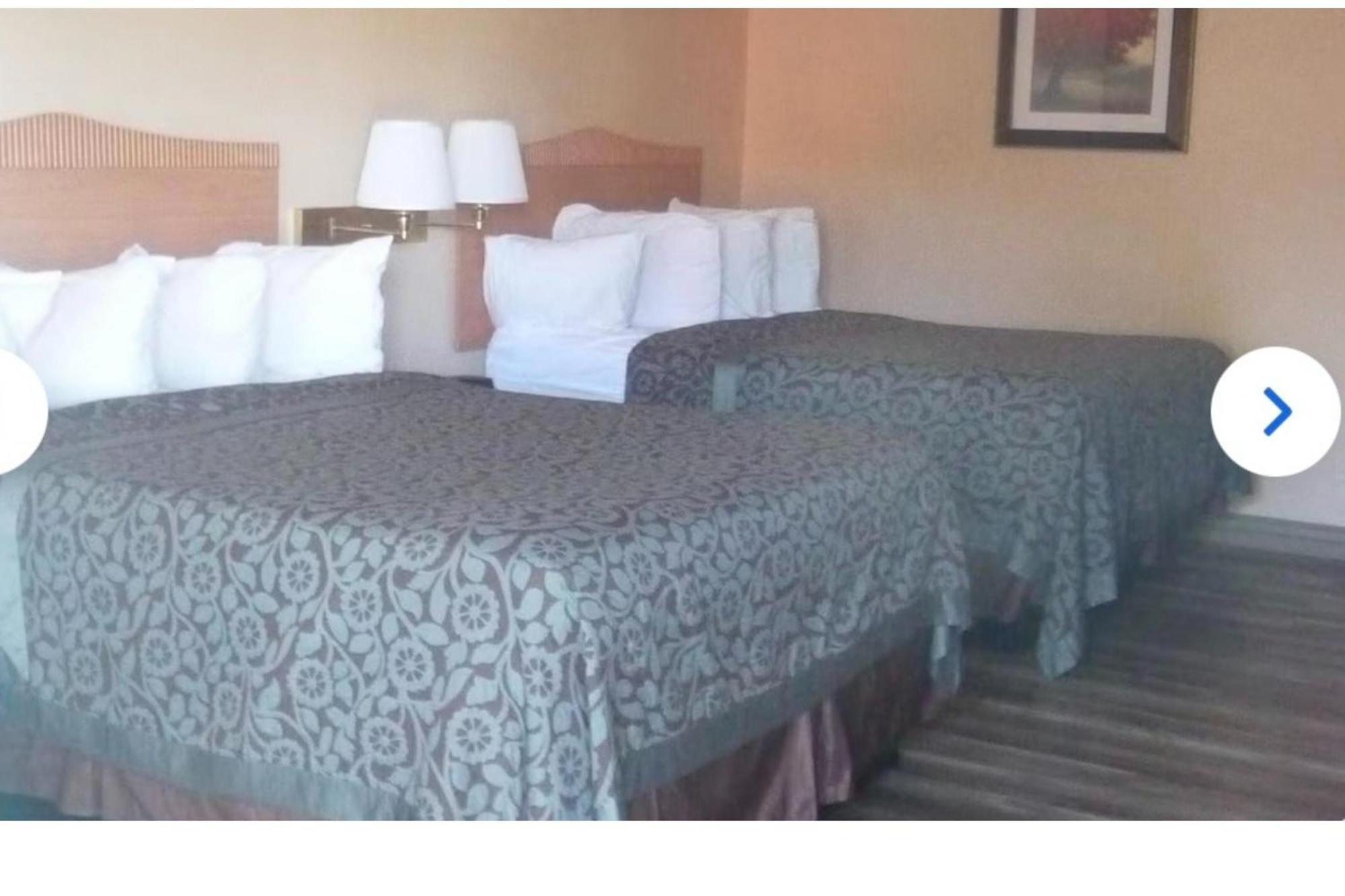 2 King Beds Non-Smoking
