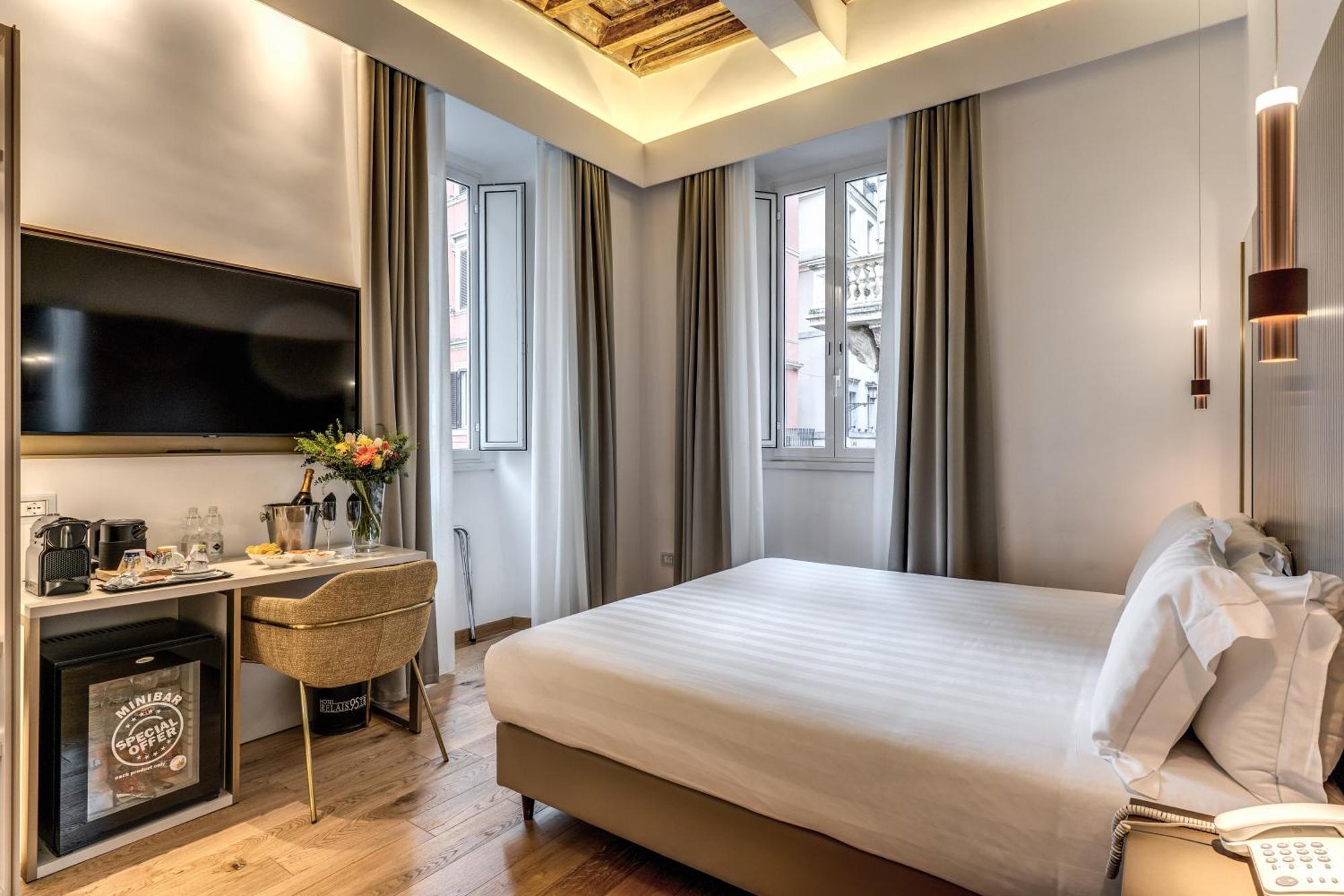 Deluxe Double Room,1742767764:JPEG