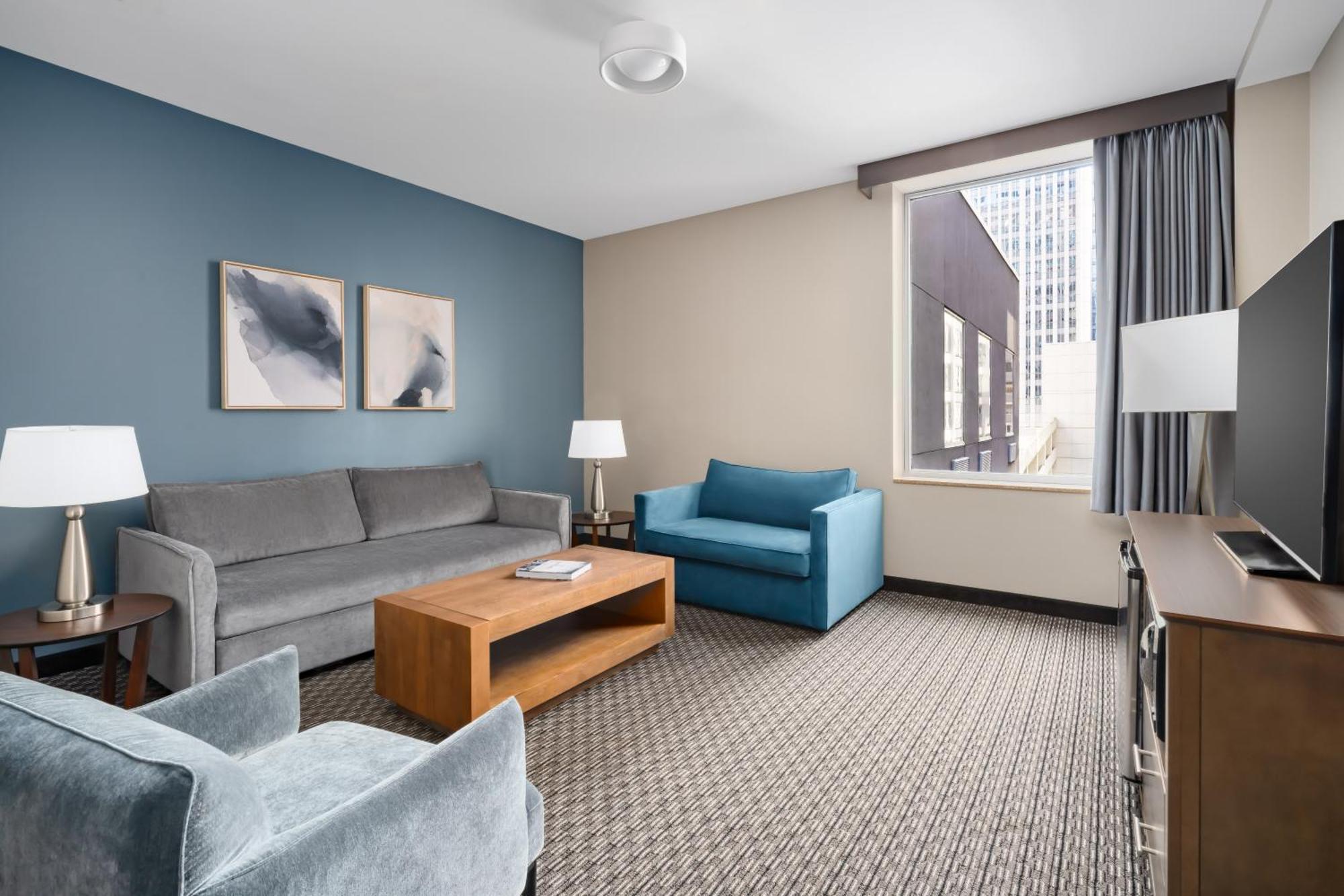 One-Bedroom Suite One King Bed One Queen Trundle Bed Non-Smoking