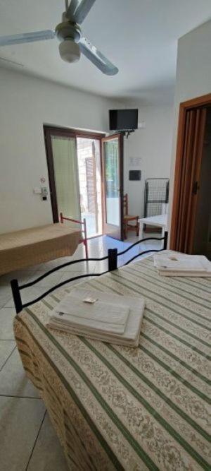 Triple Room,1742777288:JPEG