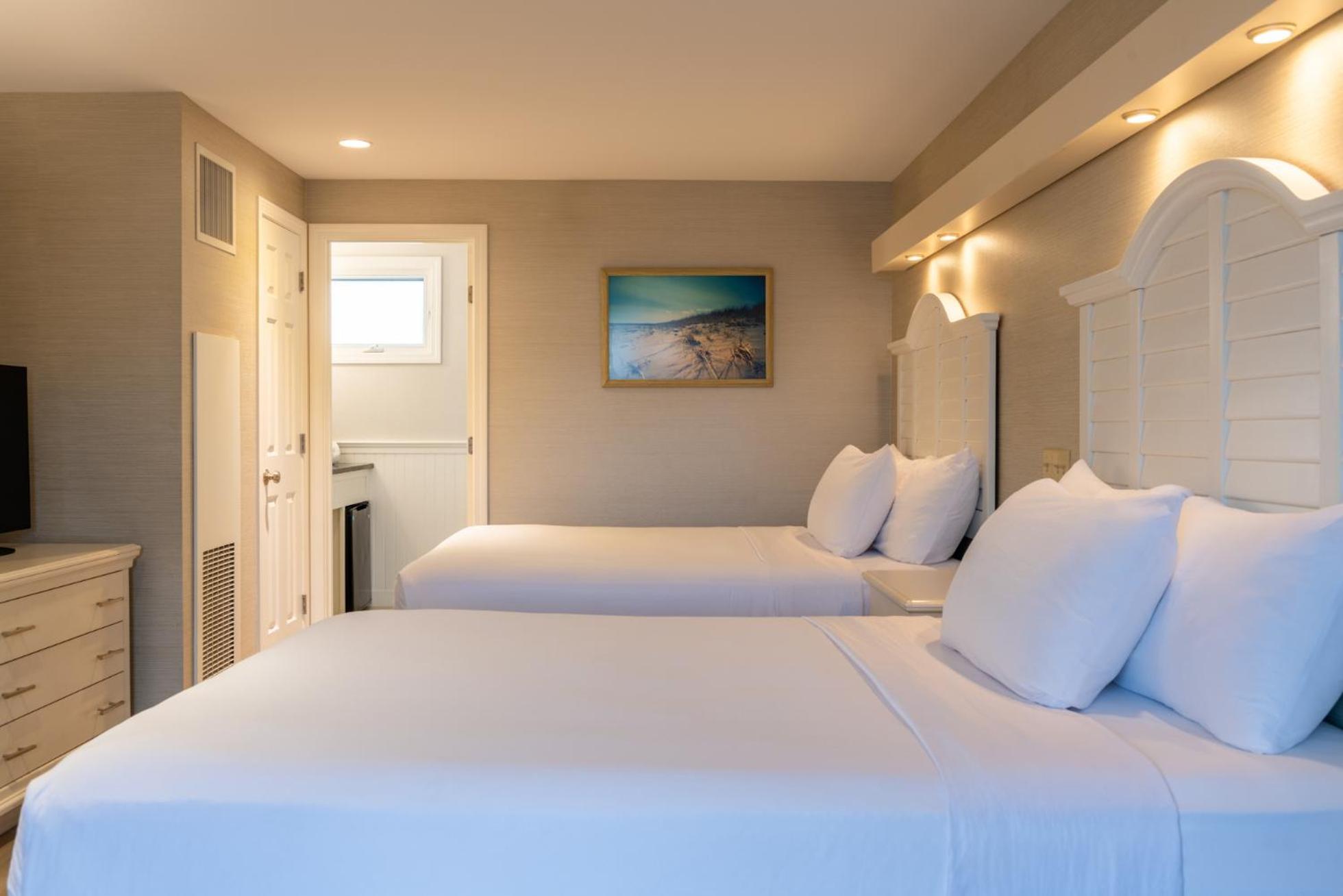 Queen Room Two Queen Beds Limited Ocean View 1st Floor,1742779153:JPEG
