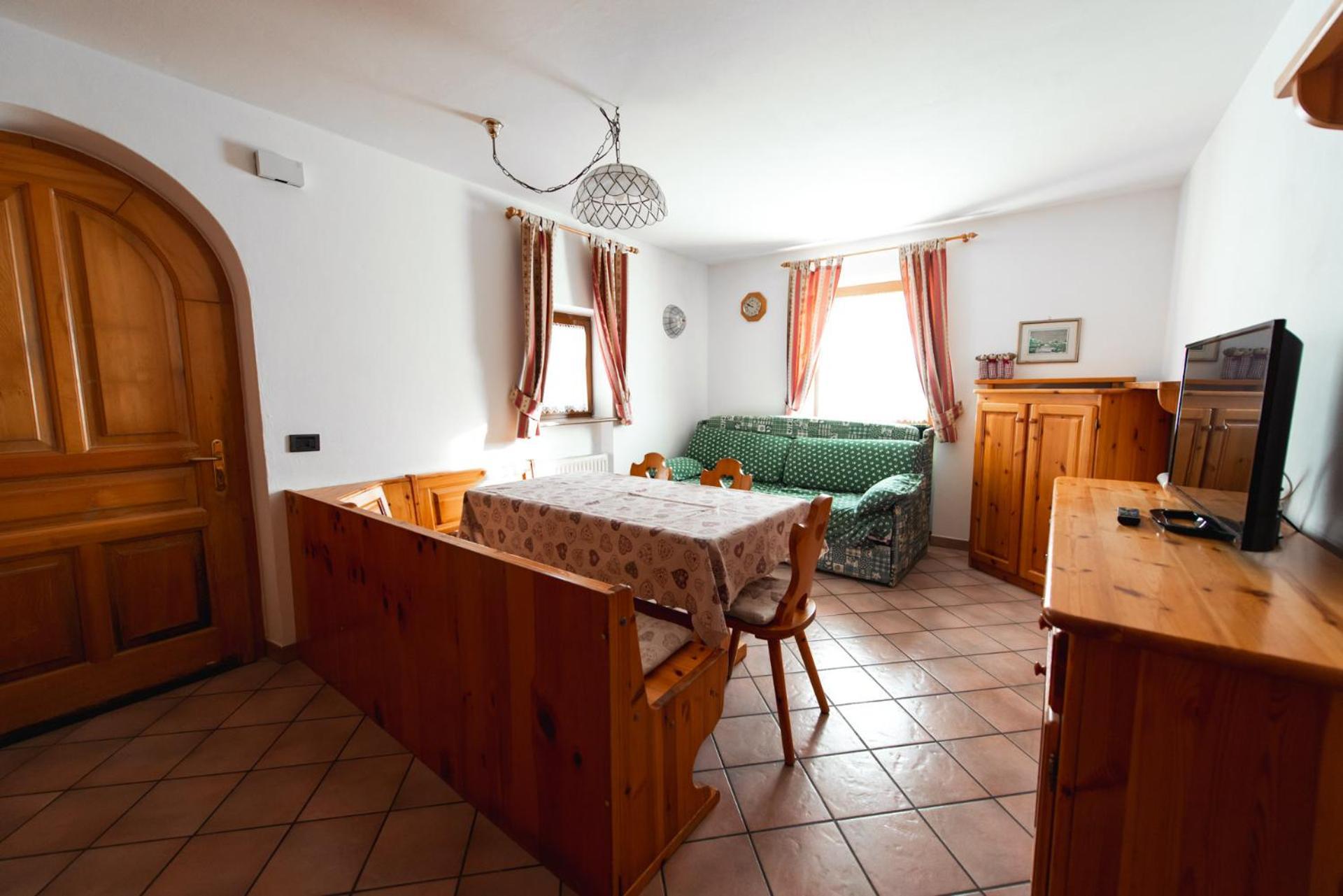 Two-Bedroom Apartment,1742793781:JPEG