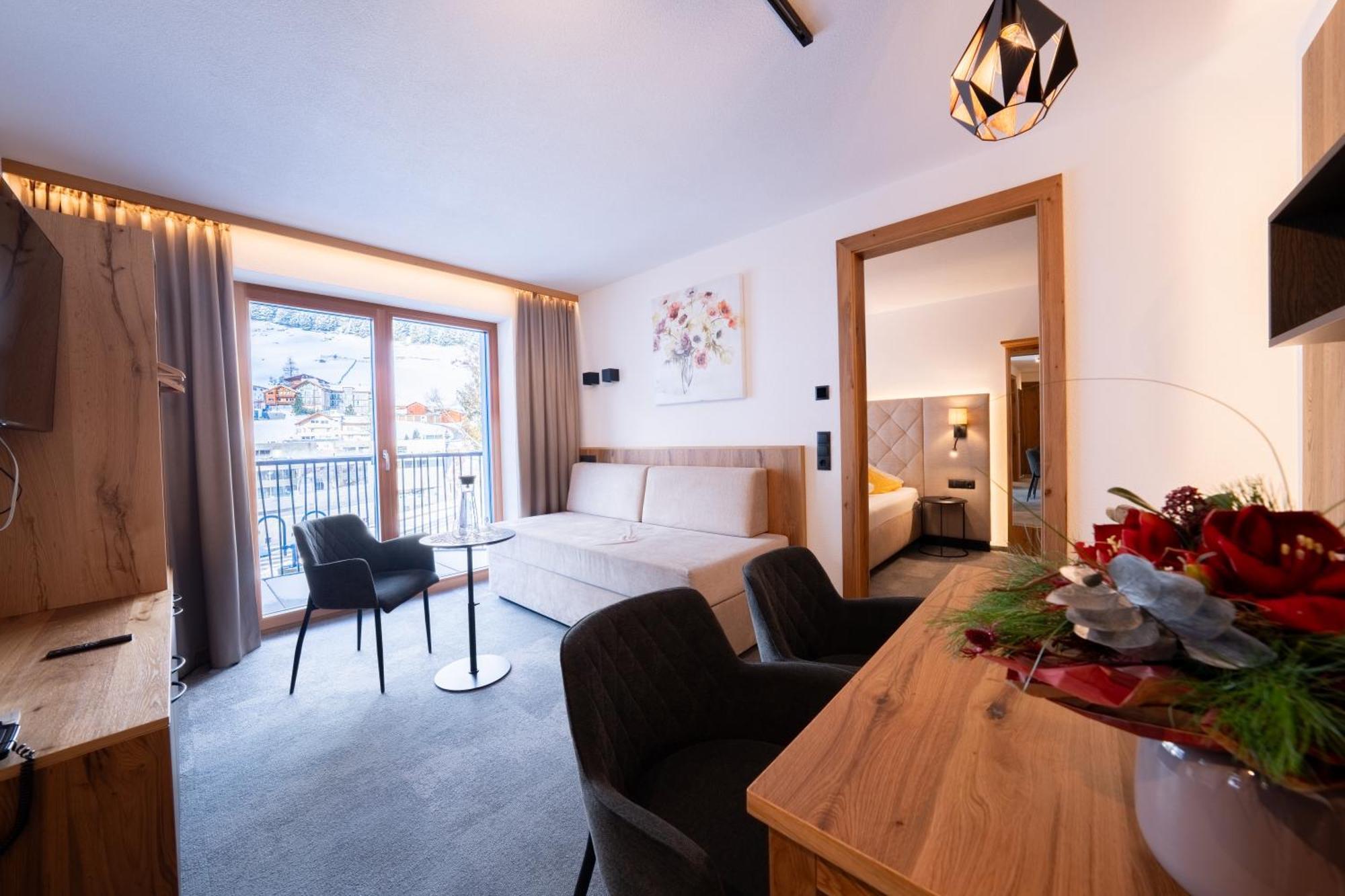 One-Bedroom Apartment,1742797037:JPEG