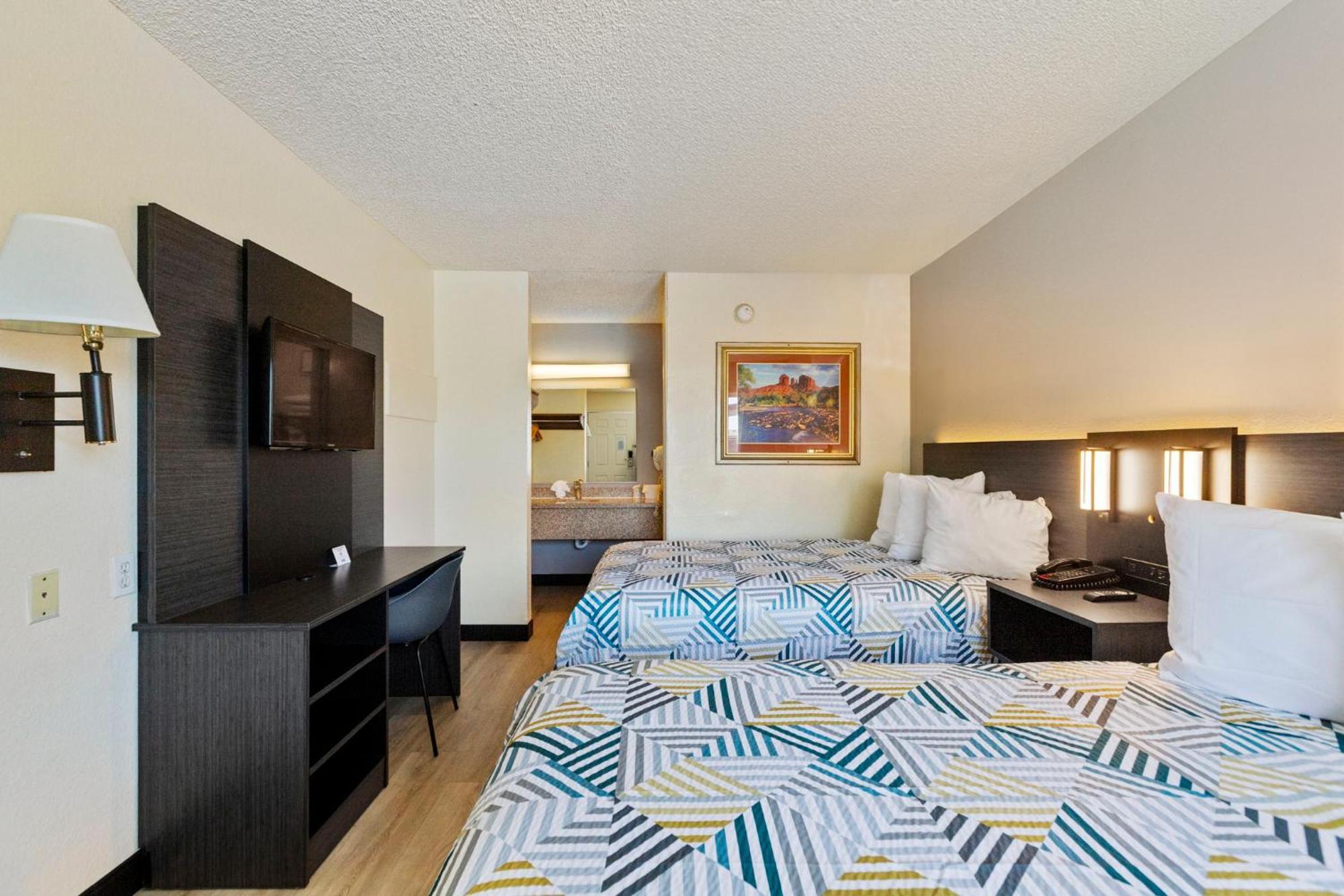 Quadruple Room Non-Smoking