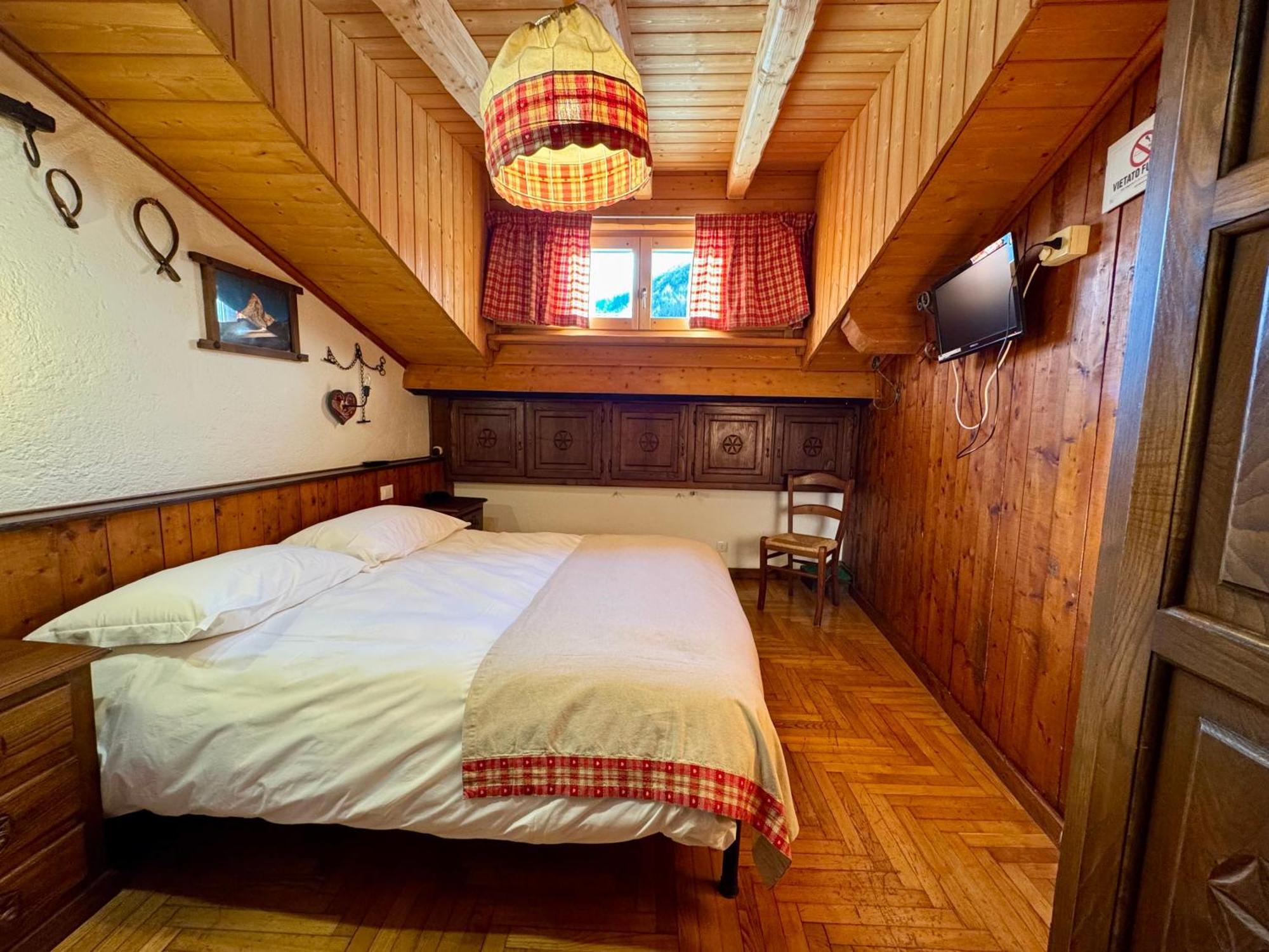 Duplex Quadruple Room