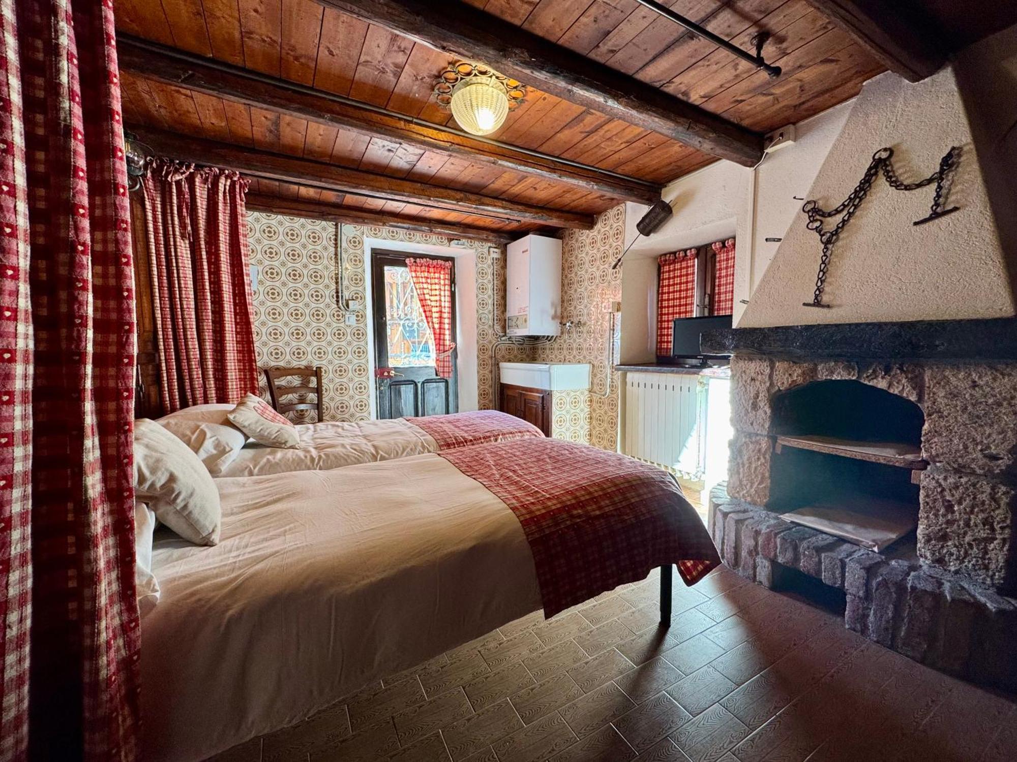 Duplex Quadruple Room