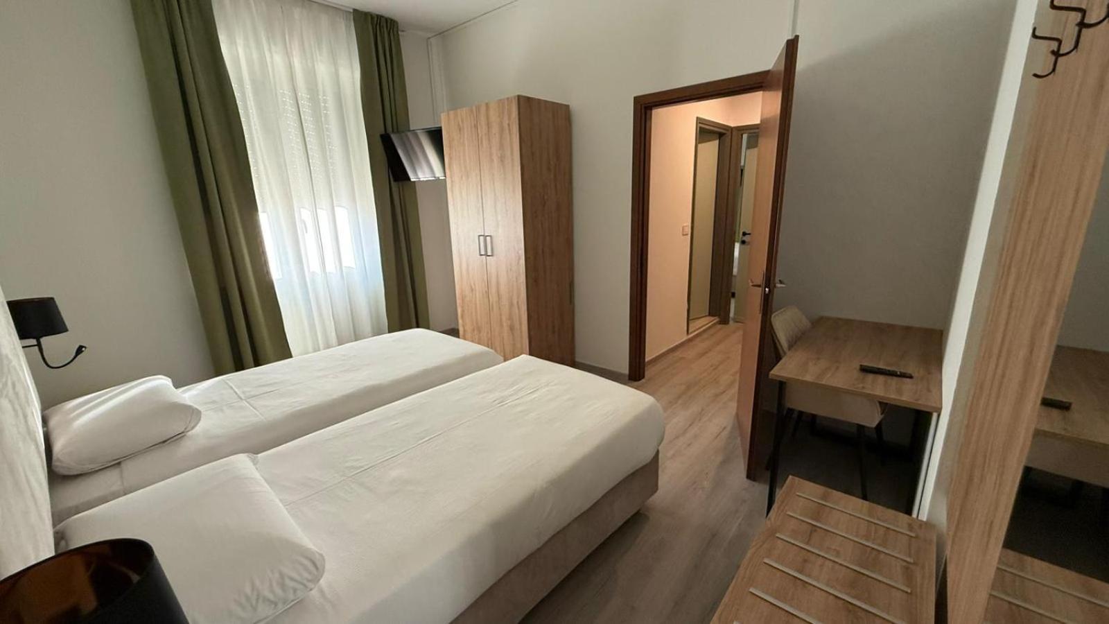Standard Quadruple Room,1742809040:JPEG