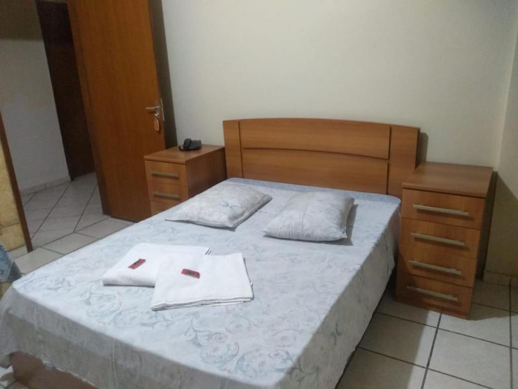 Single Room,250386601:JPEG