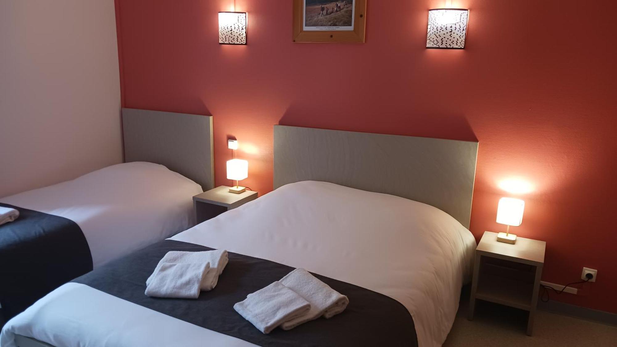 Standard Triple Room,1742819983:JPEG