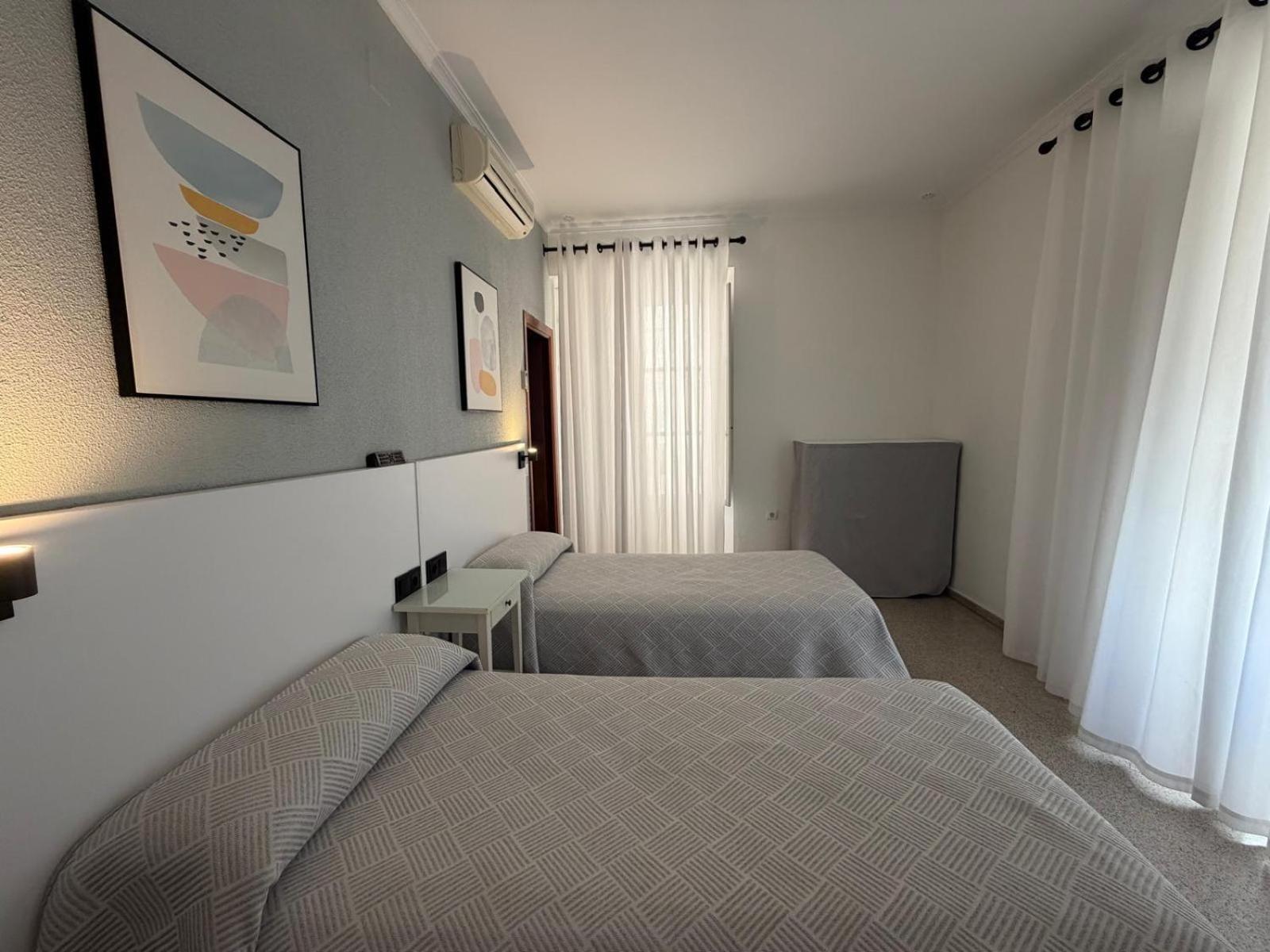 Twin Room Extra Bed