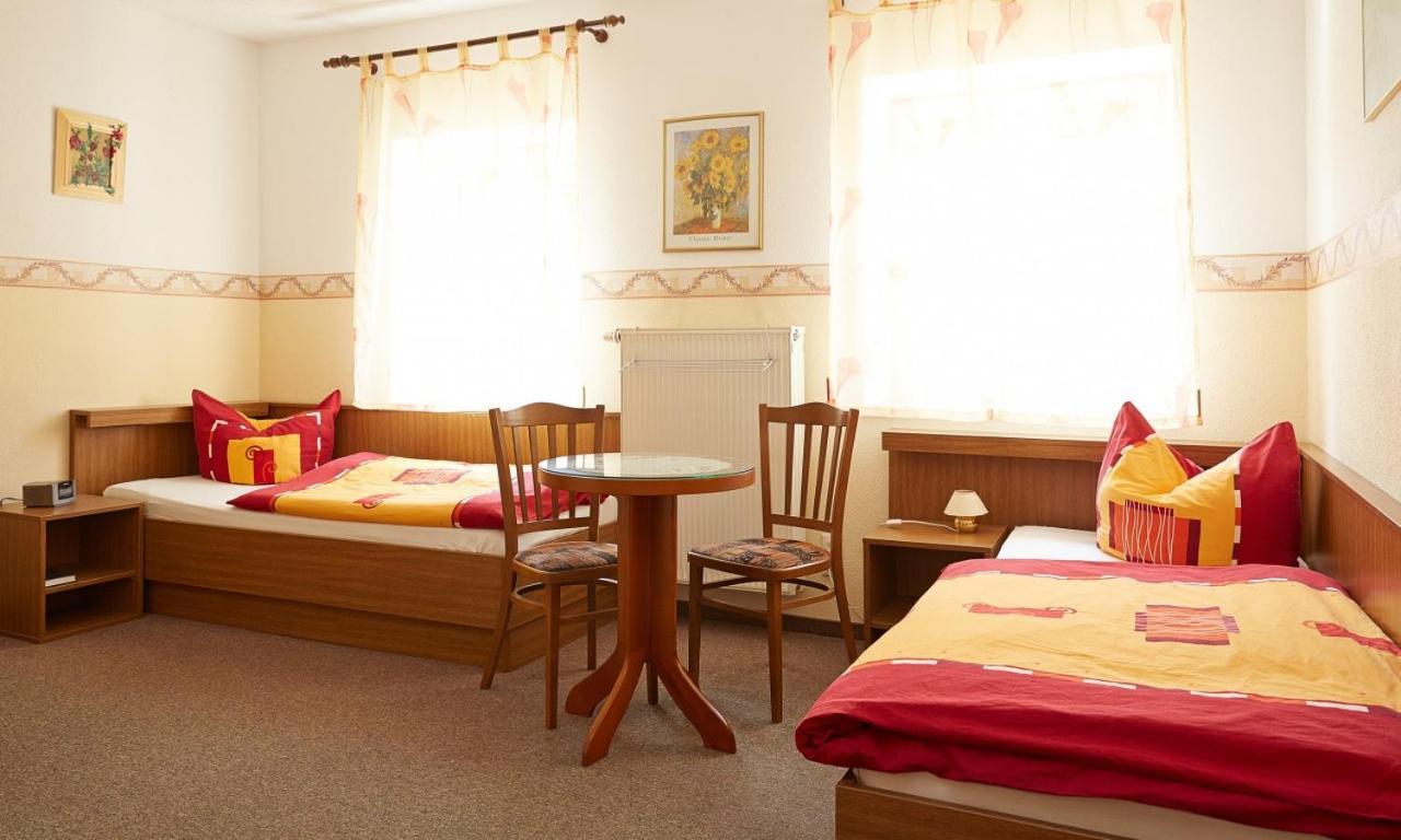 Zweibettzimmer