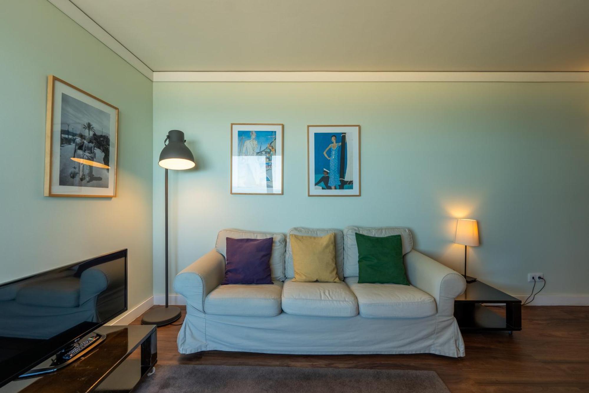 Superior One-Bedroom Apartment Sea View
