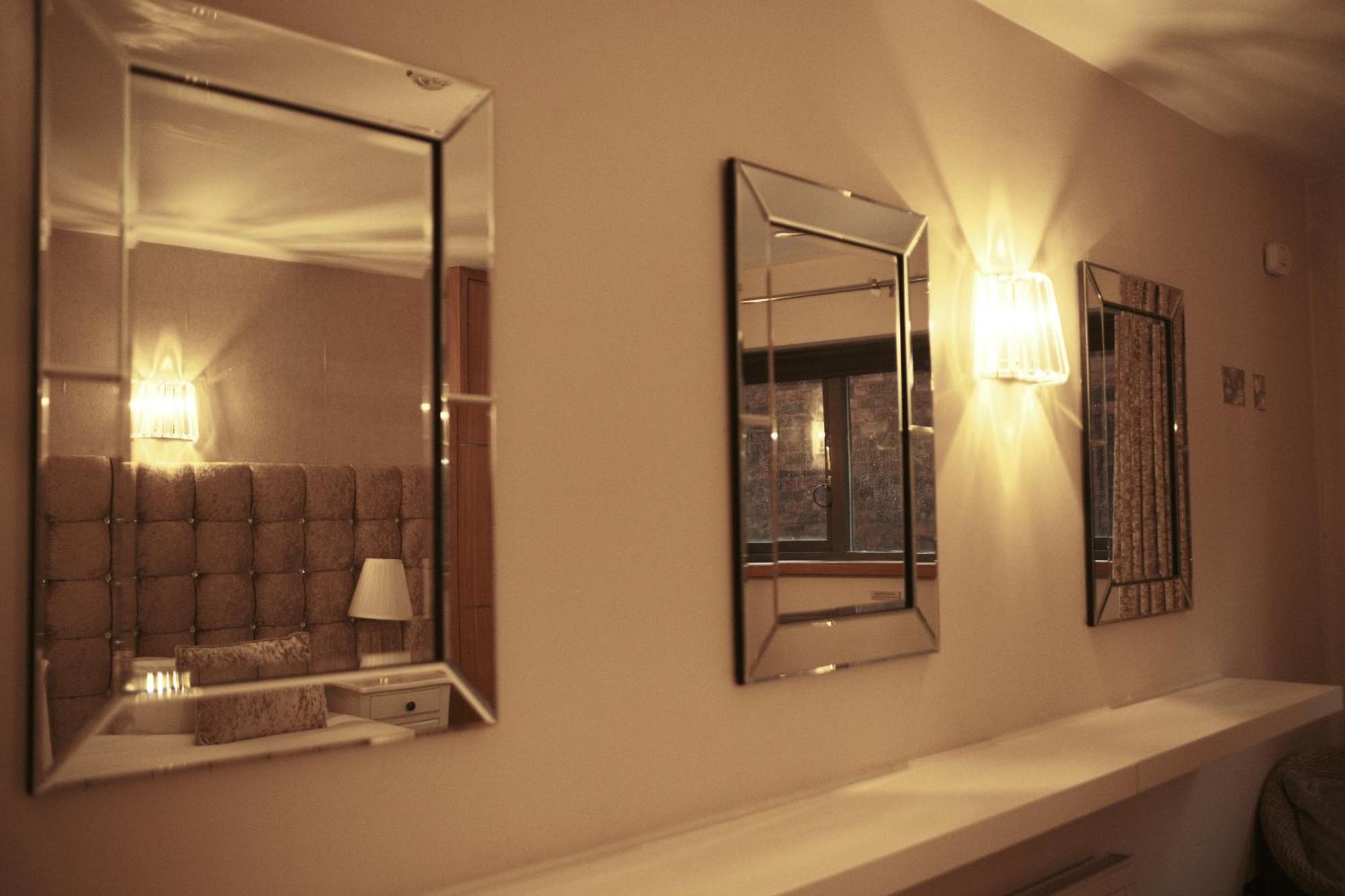 Superior 1 Bedroom Apartment