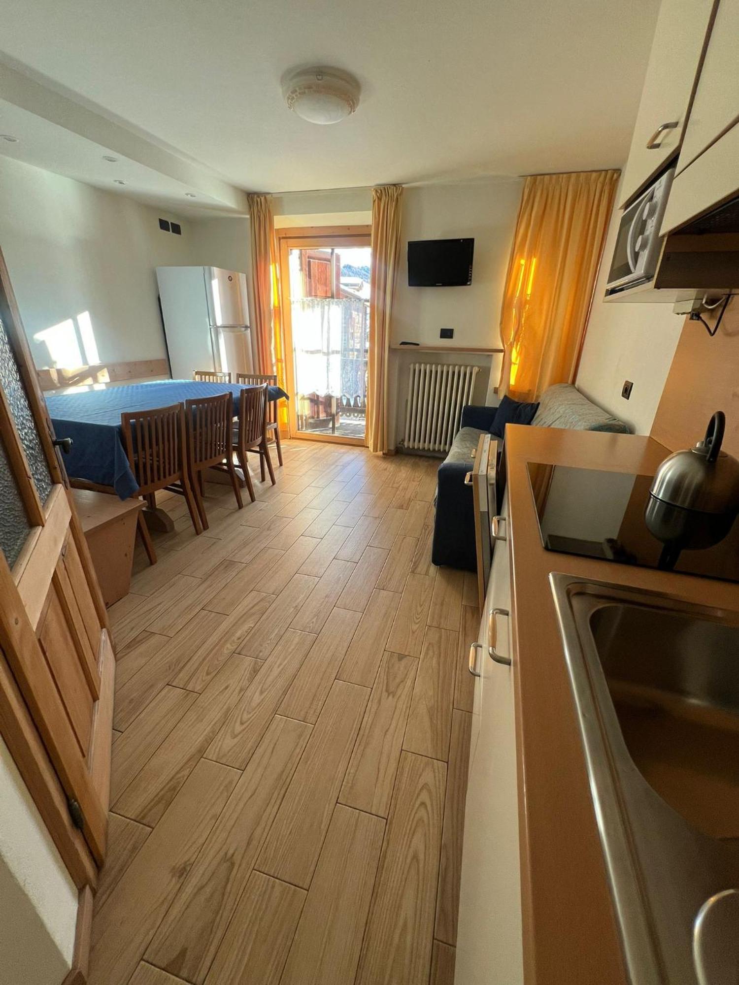 Three-Bedroom Apartment,1742862645:JPEG