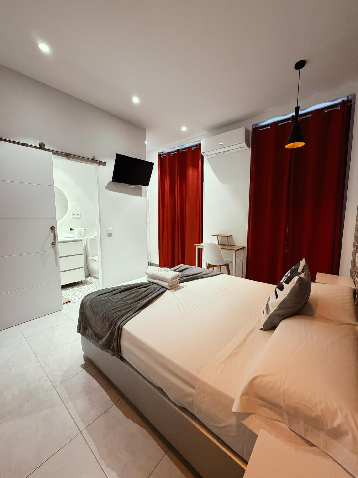 Superior Double Room Private Bathroom Balcony